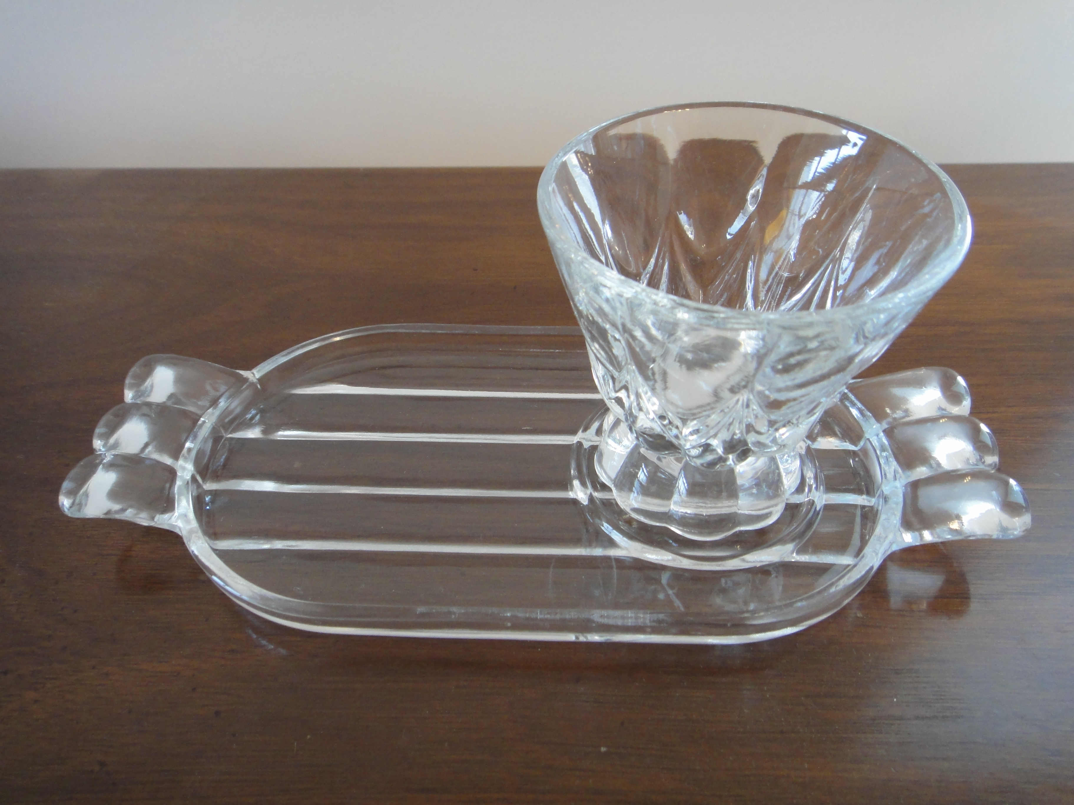 18-Piece Vintage Glass Snack Set