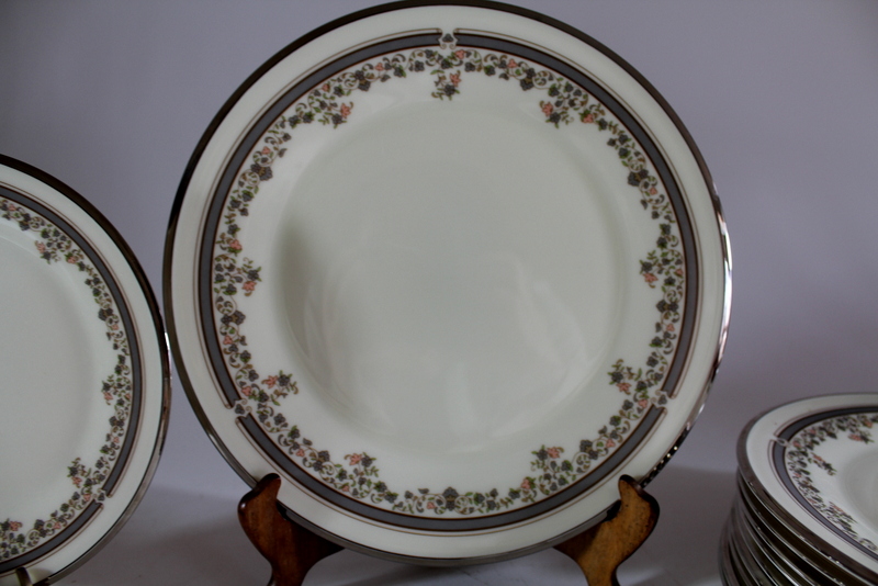 Lenox 'Lace Point' Fine China
