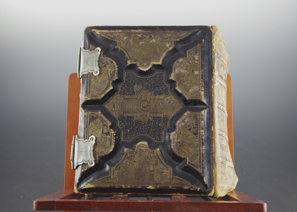 Antique German Bible with Many Illustrations Published in Cincinnati