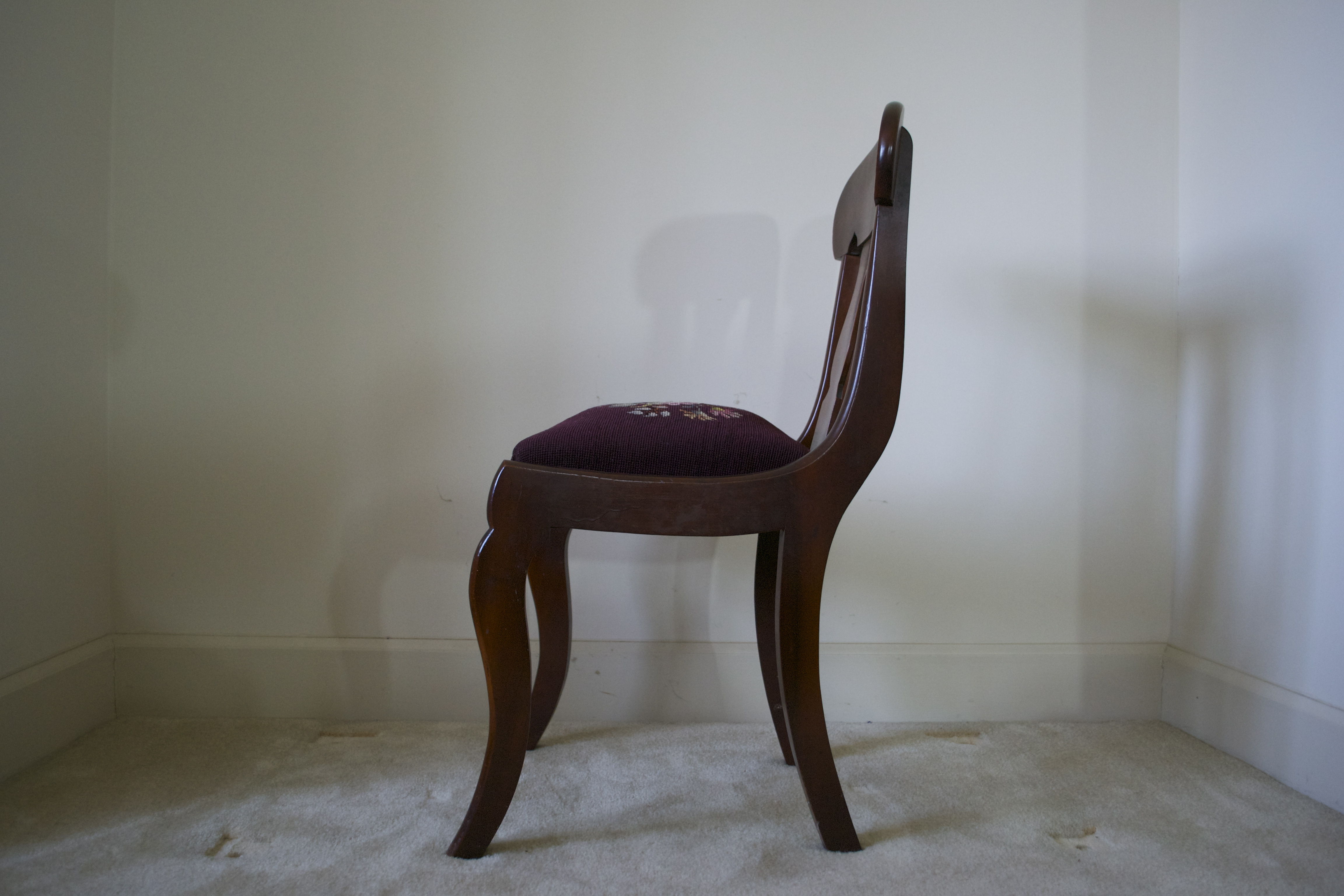 Fiddleback Saber Leg Dining Chairs 