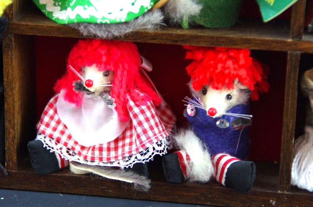 'Musical Mice' Music Box, with Collection of Miniature Dressed Mice  