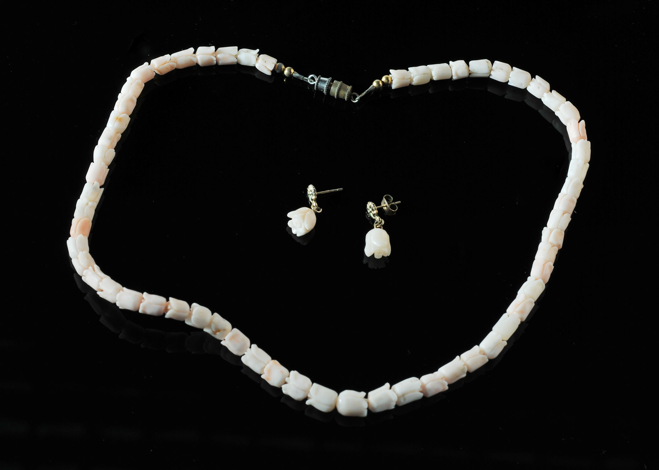 Vintage Hand Carved Angel Skin Coral Beaded Necklace and Earrings