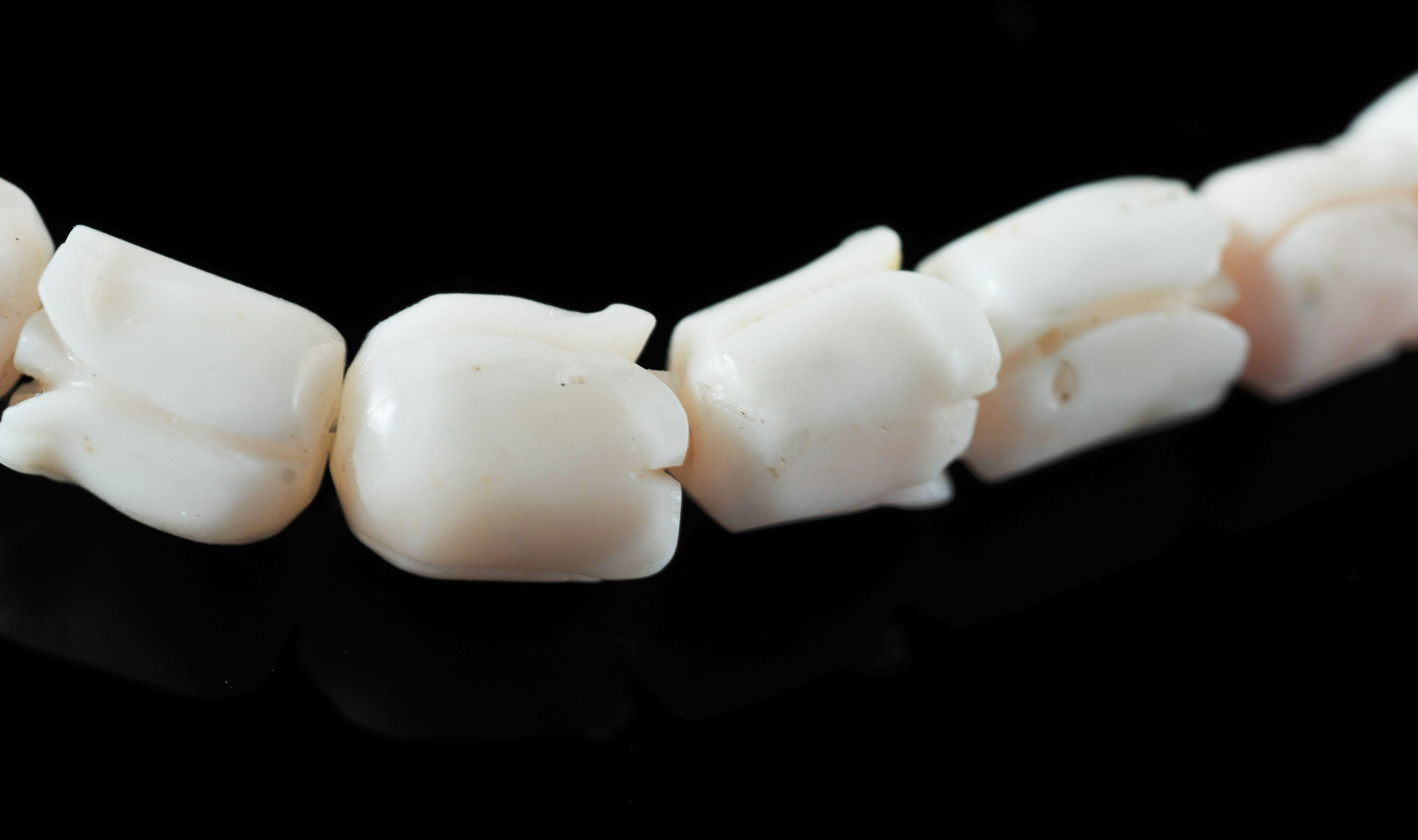 Vintage Hand Carved Angel Skin Coral Beaded Necklace and Earrings