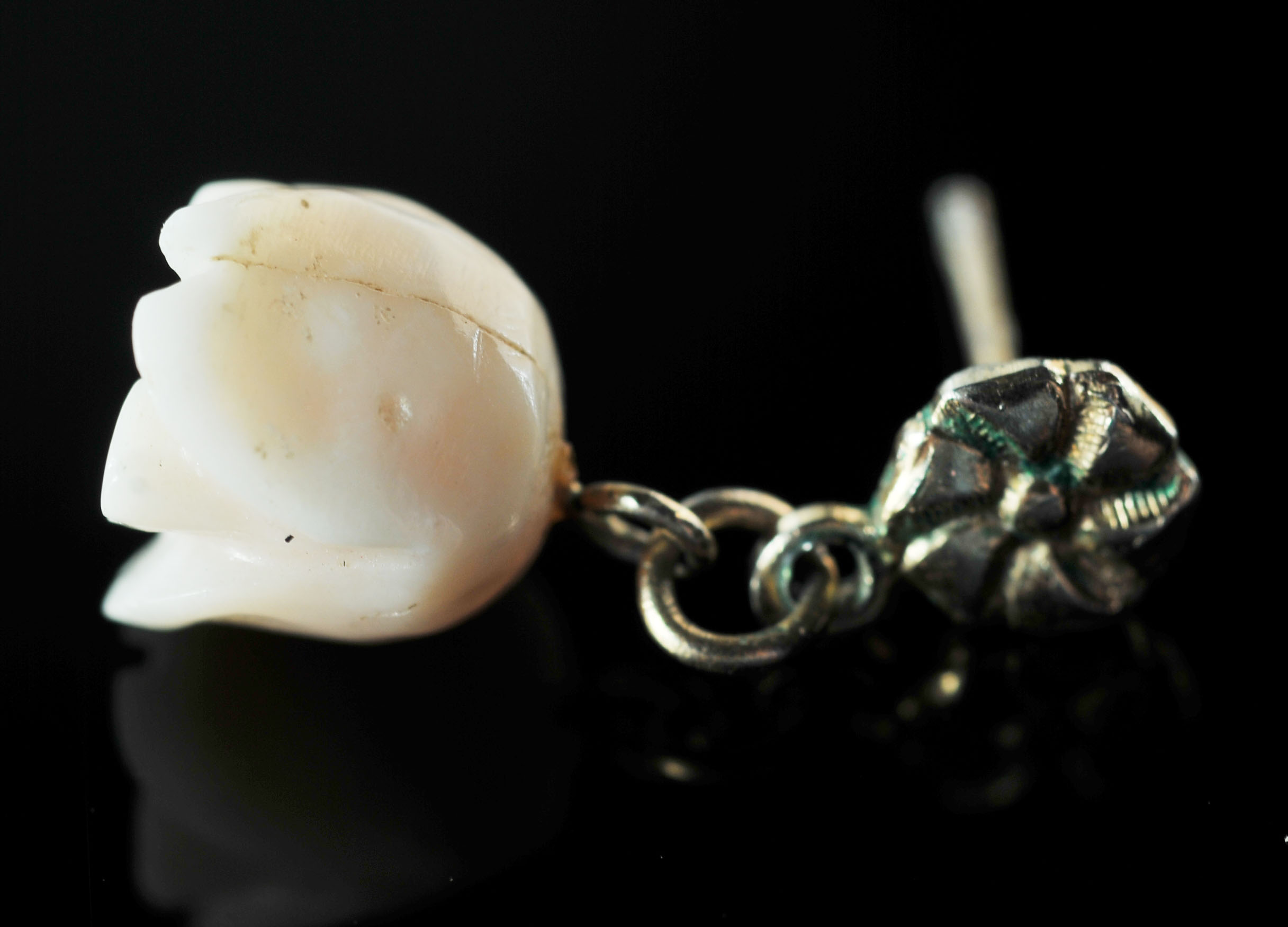 Vintage Hand Carved Angel Skin Coral Beaded Necklace and Earrings