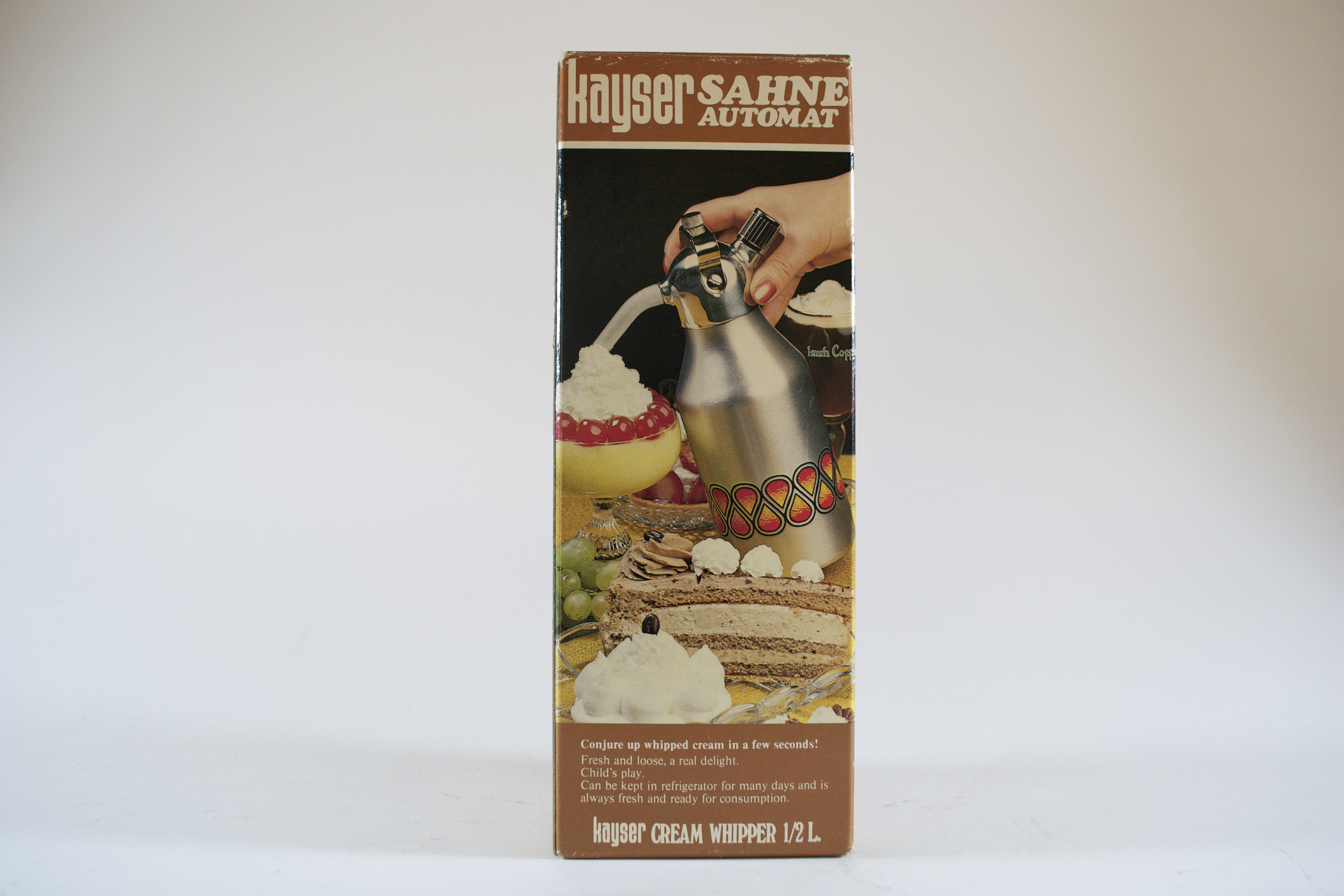 Vintage Cream Whipper