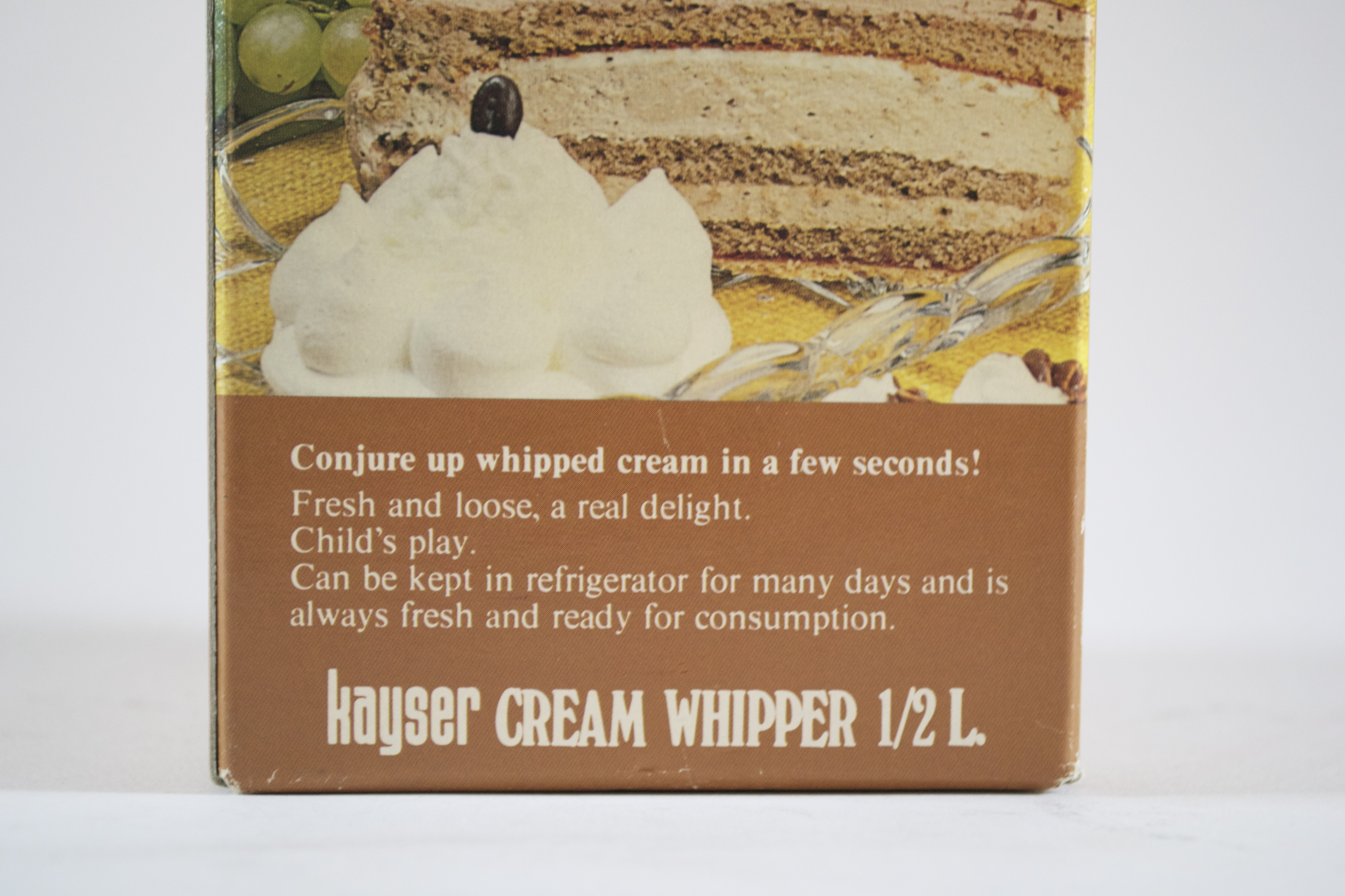 Vintage Cream Whipper