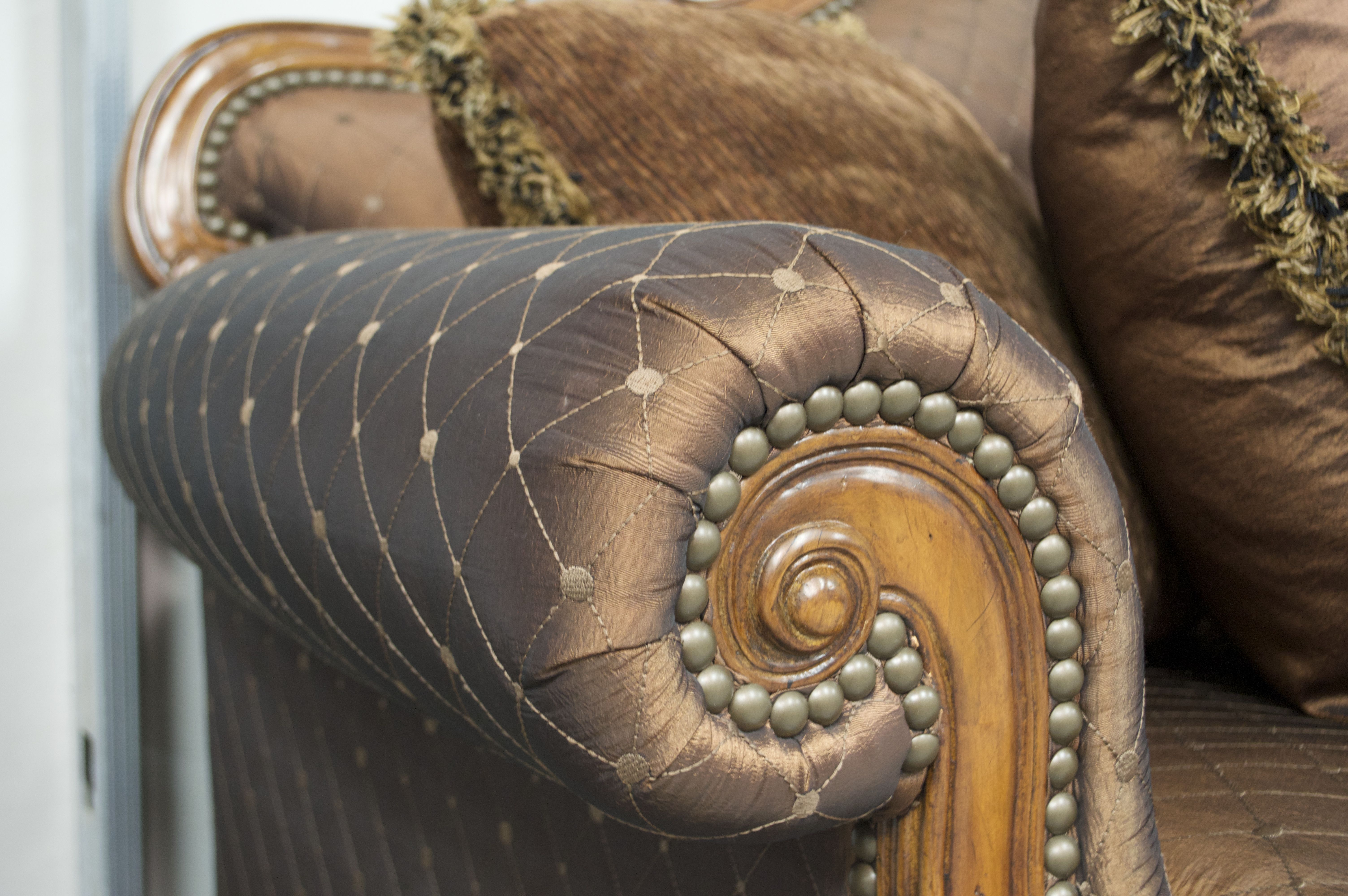 Thomasville Ernest Hemingway Pauline Sofa