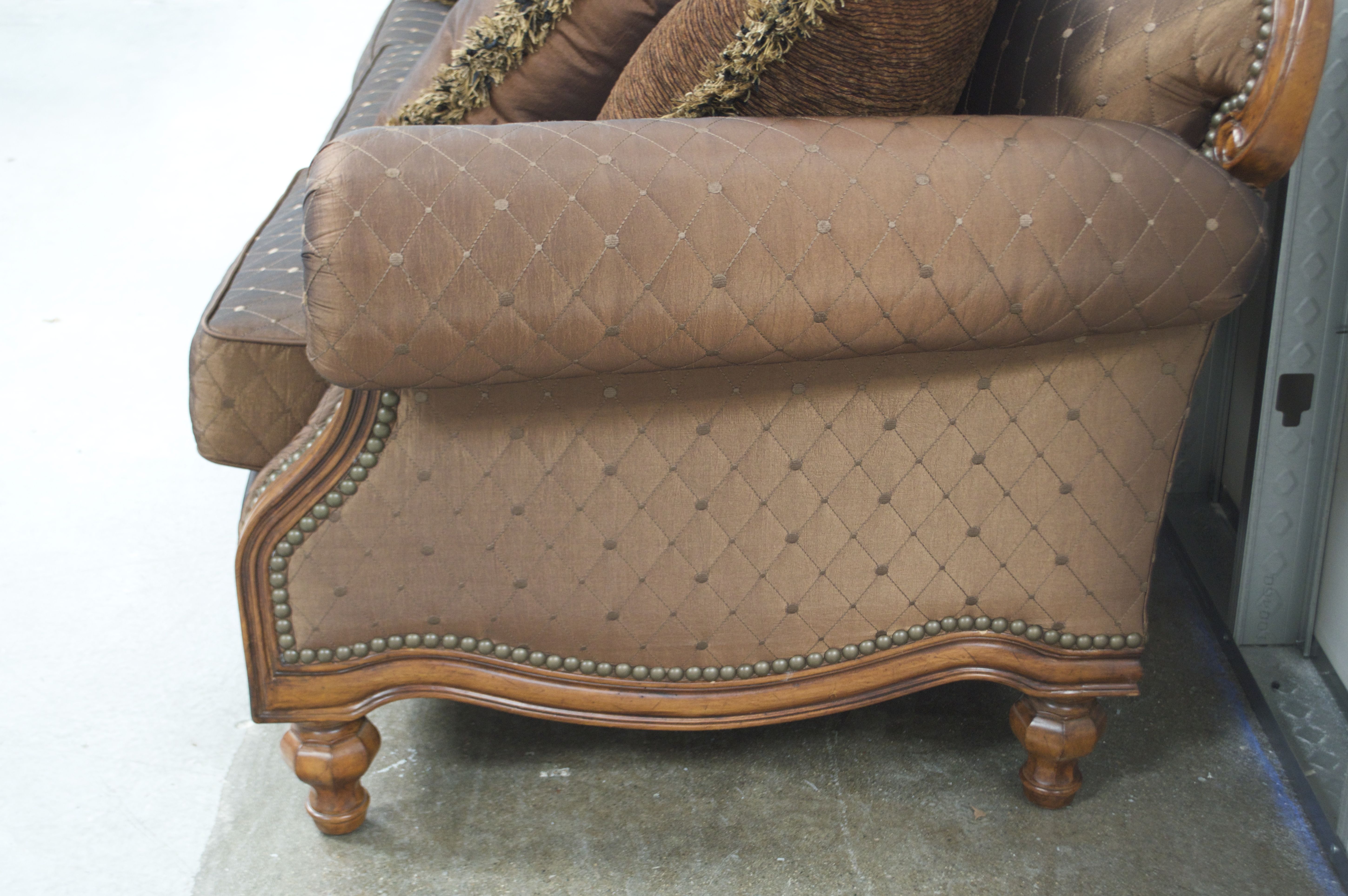 Thomasville Ernest Hemingway Pauline Sofa