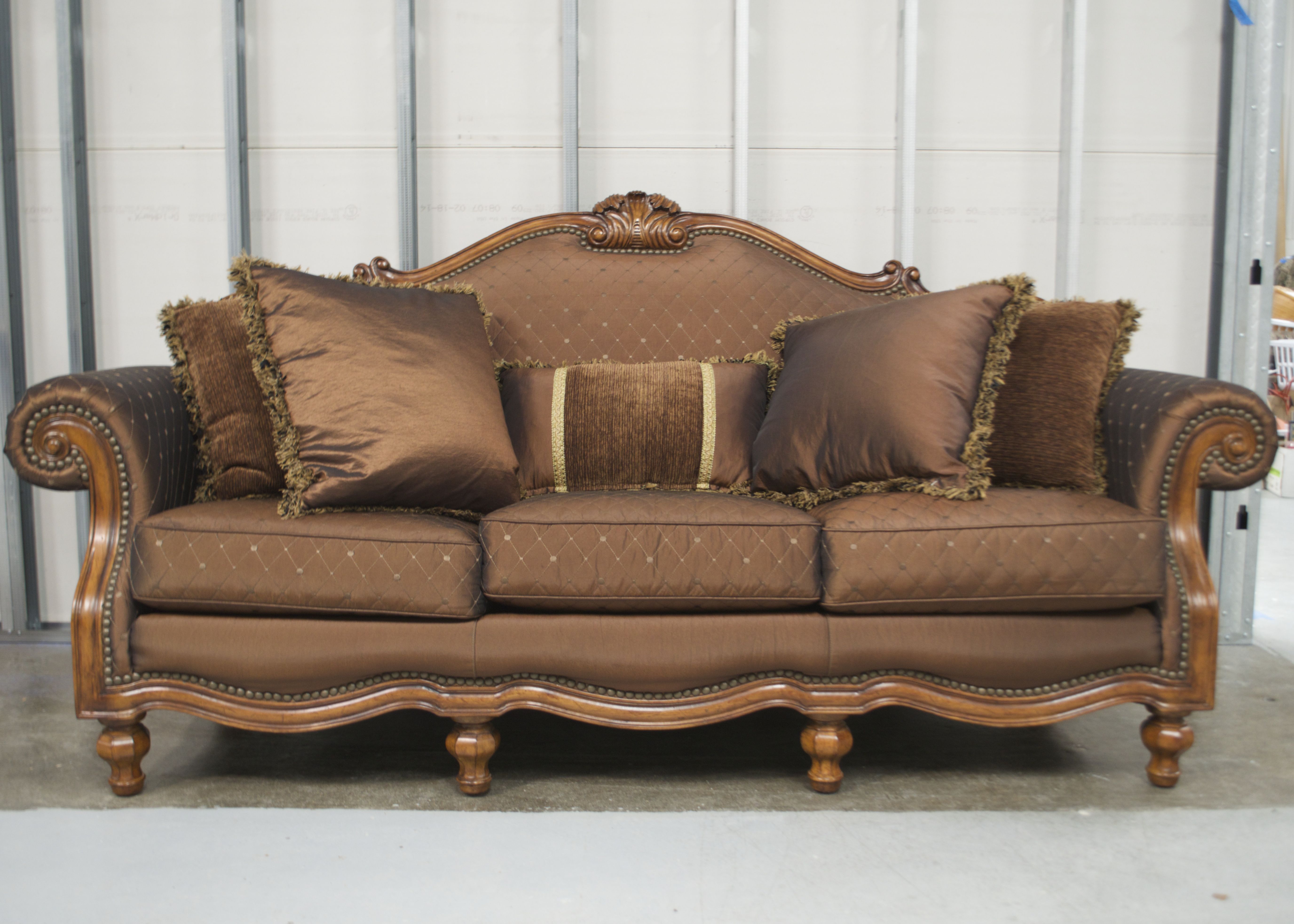 Thomasville Ernest Hemingway Pauline Sofa