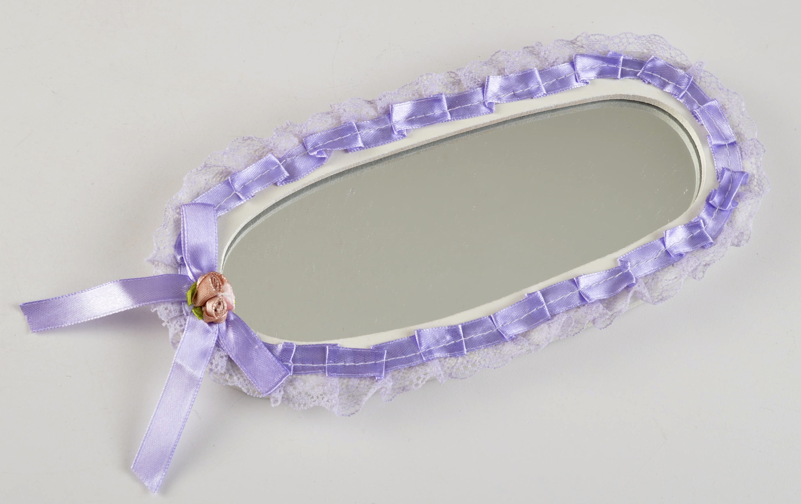 Heirloom Dolls Duck House "Red Hat Gramy" Doll