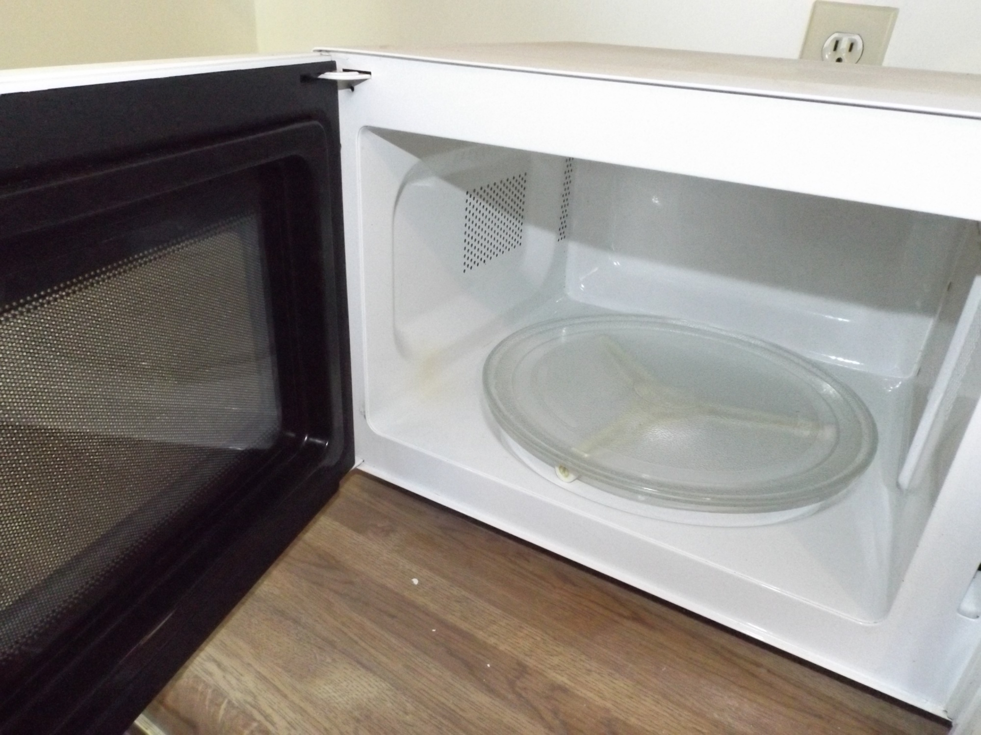 Sharp Carousel Microwave EBTH