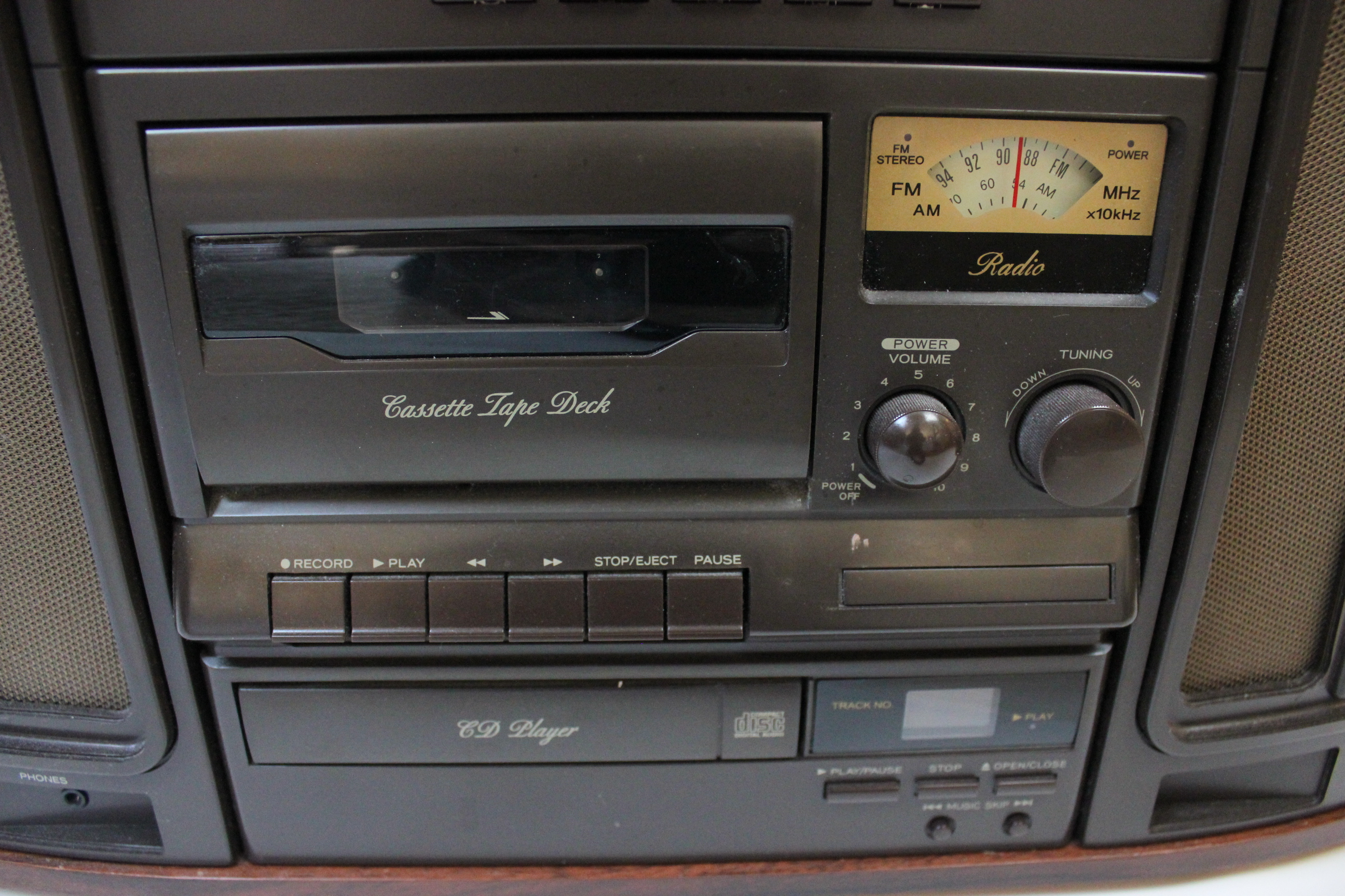 TEAC GF-330 Nostalgia Stereophonic Audio System