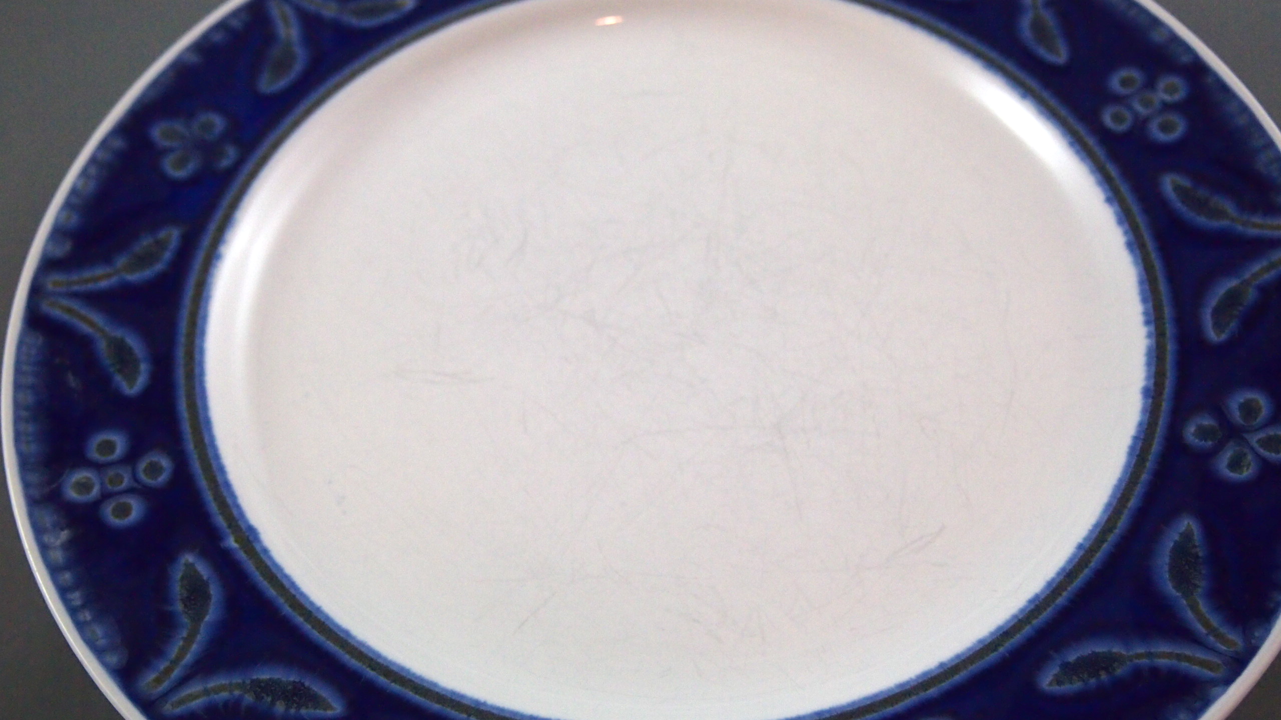 Savoir Vivre "Chantilly Blue" Dining Set