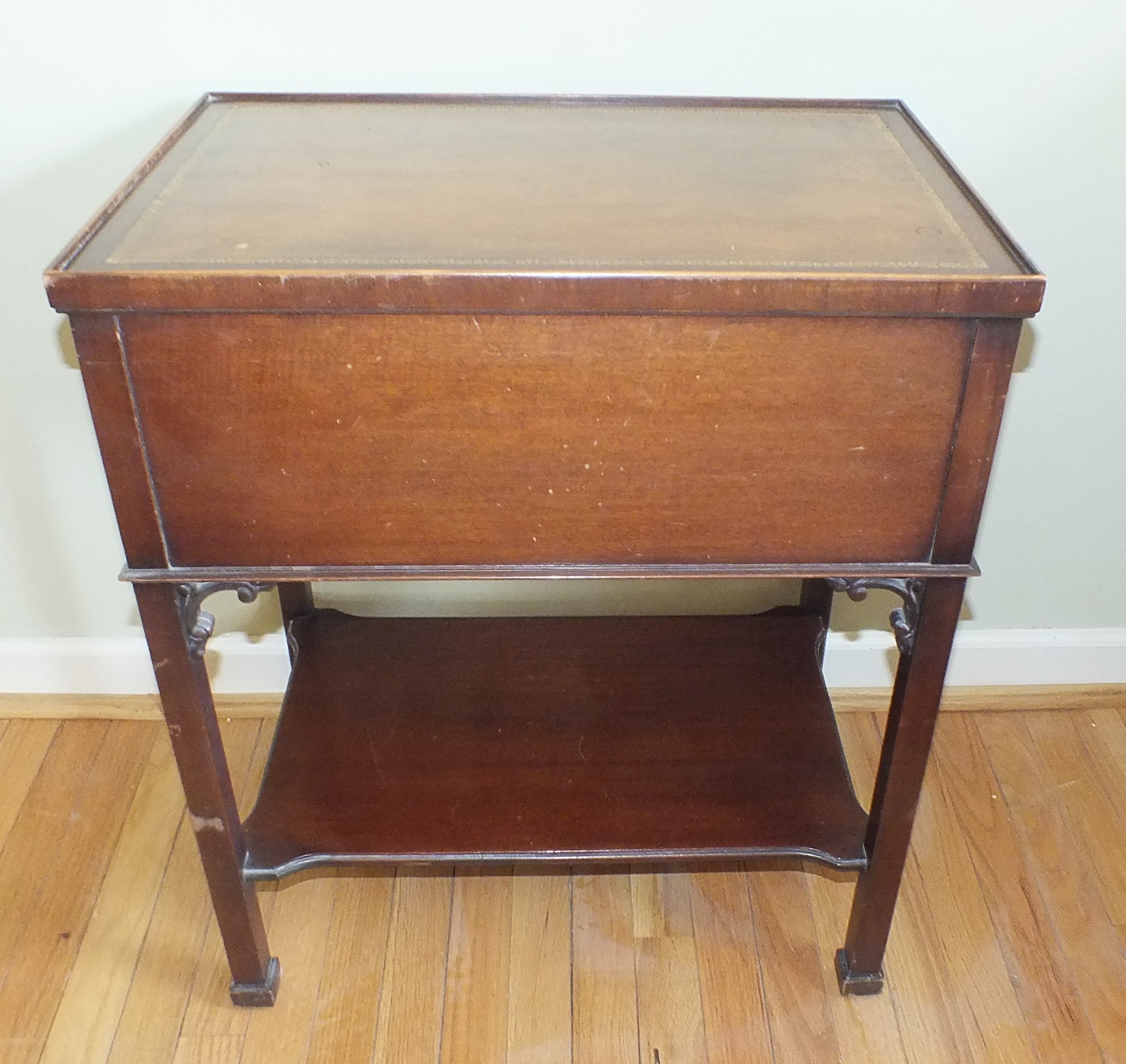 Mahogany End Table from Imperial Furniture