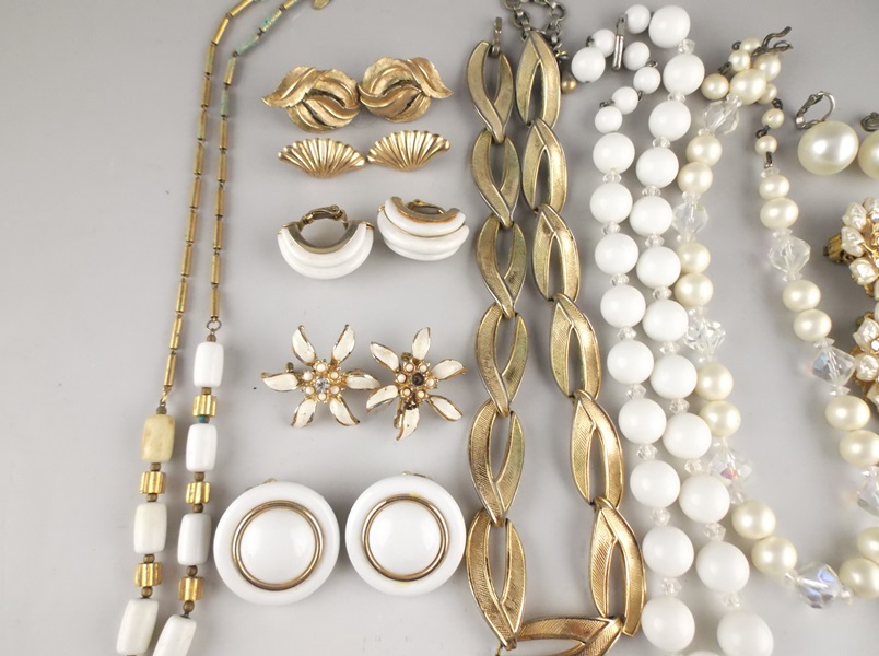 Vintage Gold Tone and Faux Pearl Costume Jewelry 
