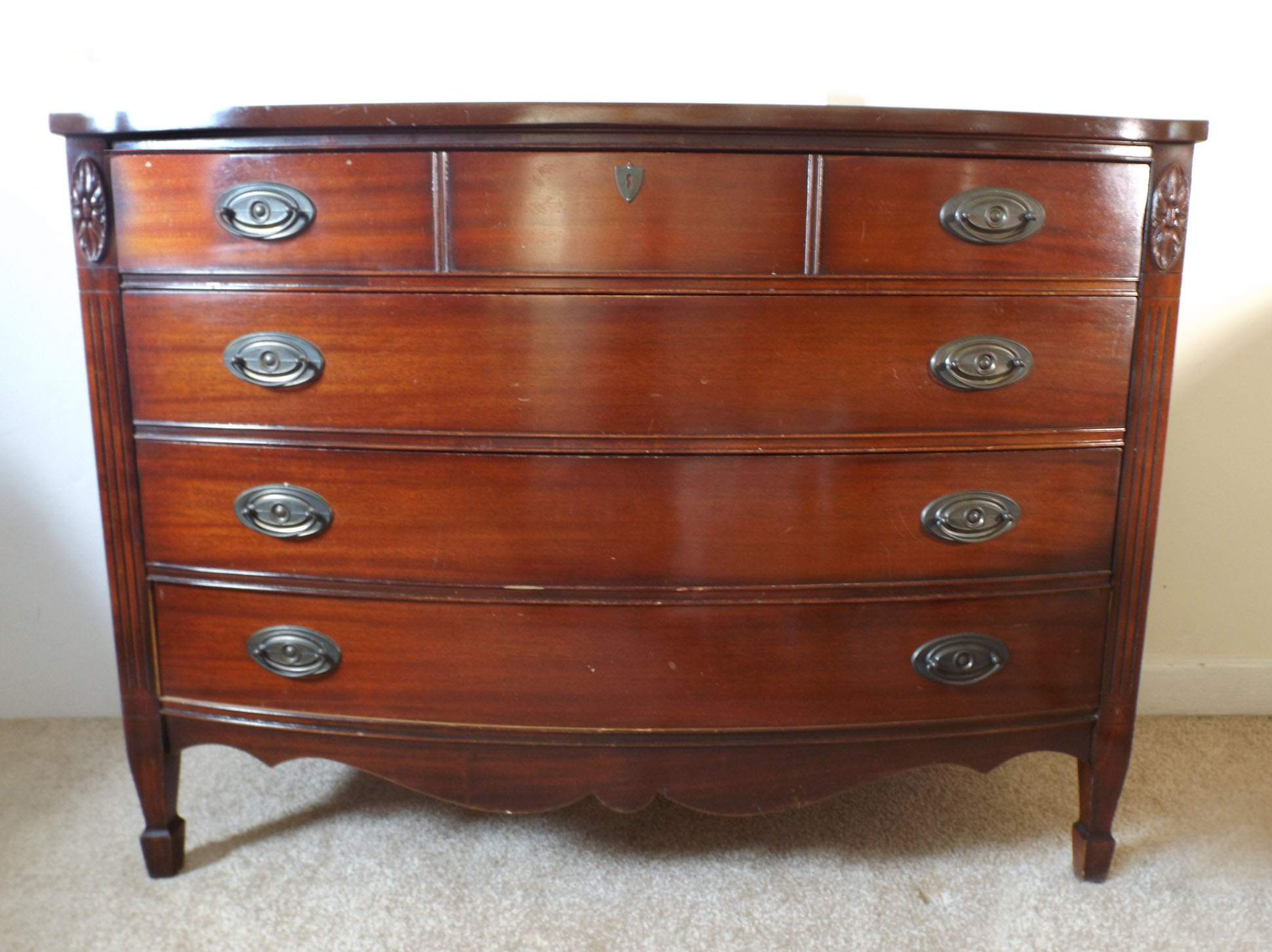 Federal Style Mahogany Four-Drawer Dresser