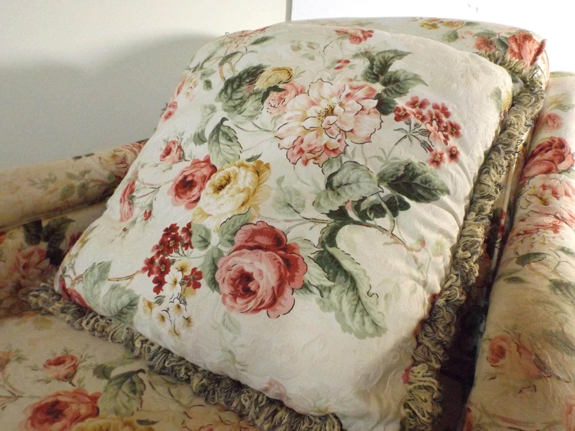 Pretty Chaise Lounge in Cabbage Rose Upholstery