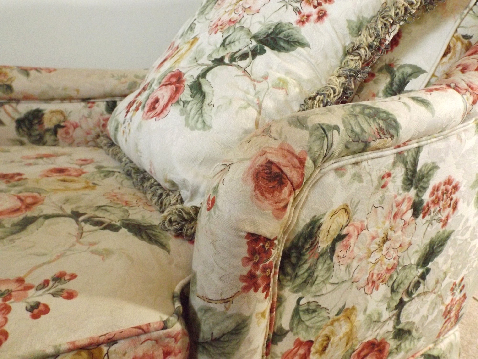 Pretty Chaise Lounge in Cabbage Rose Upholstery