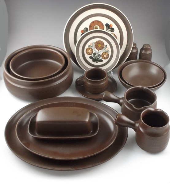 Langley Pottery Set in the Mayflower Pattern 