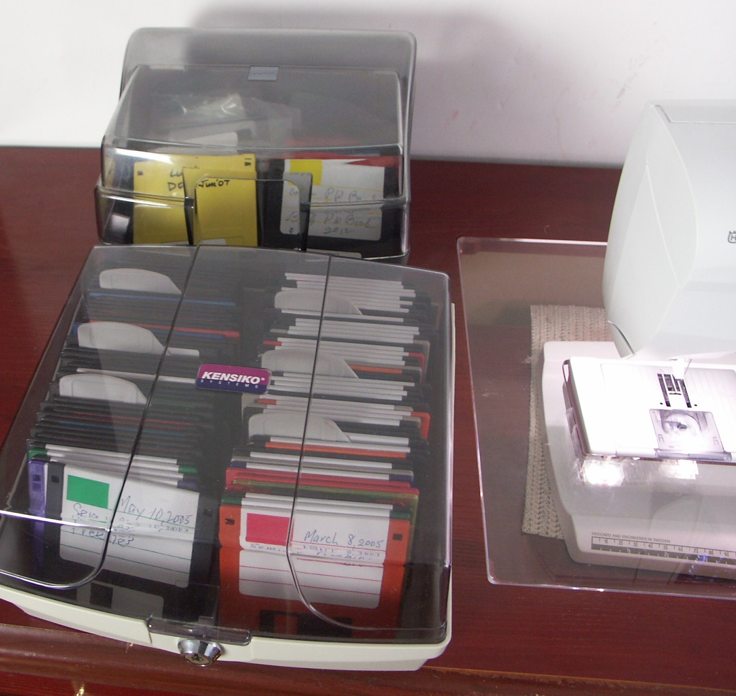 Husqvarna Viking Designer Diamond Sewing and Embroidery Machine and Accesories