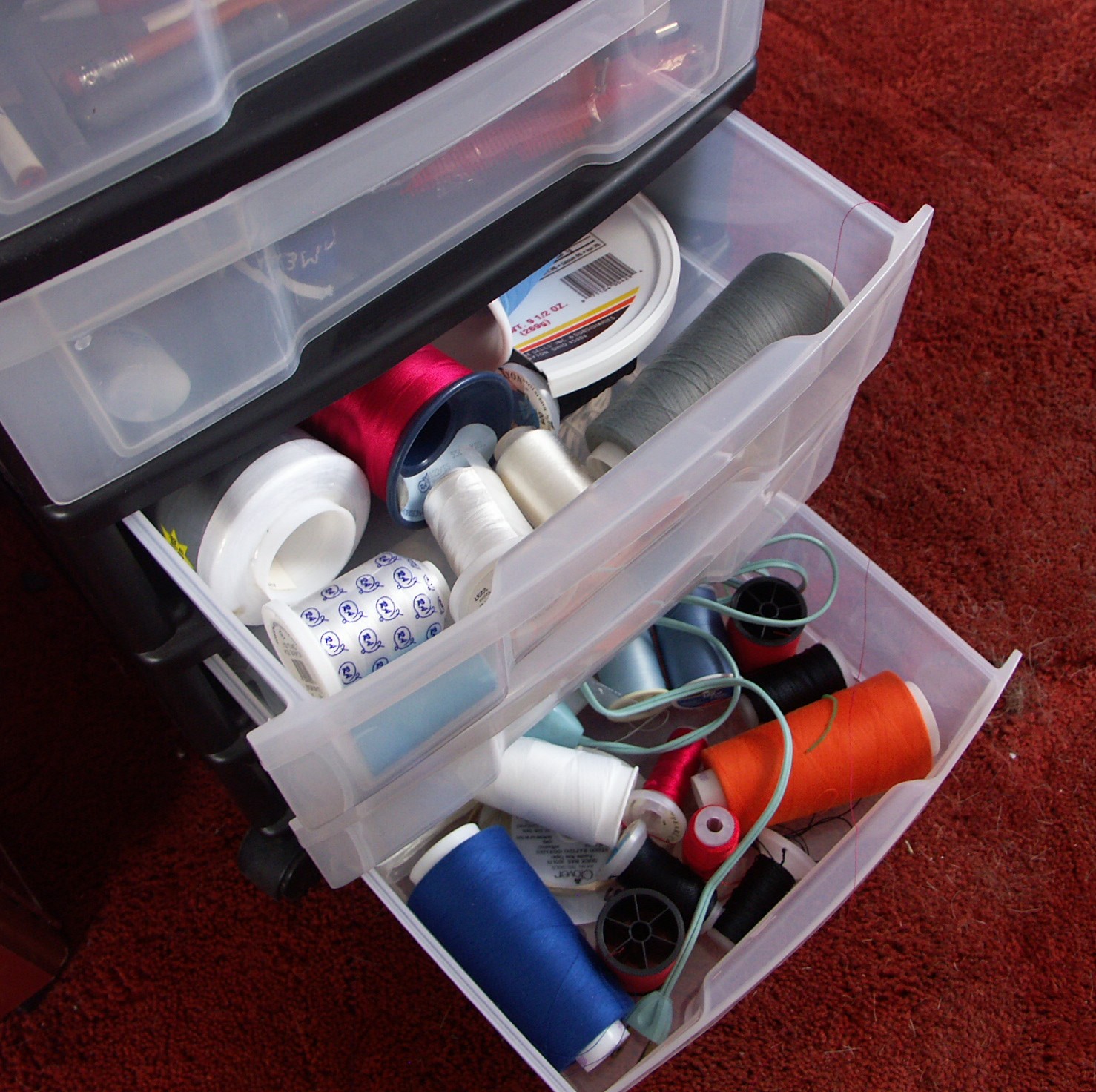 Husqvarna Viking Designer Diamond Sewing and Embroidery Machine and Accesories