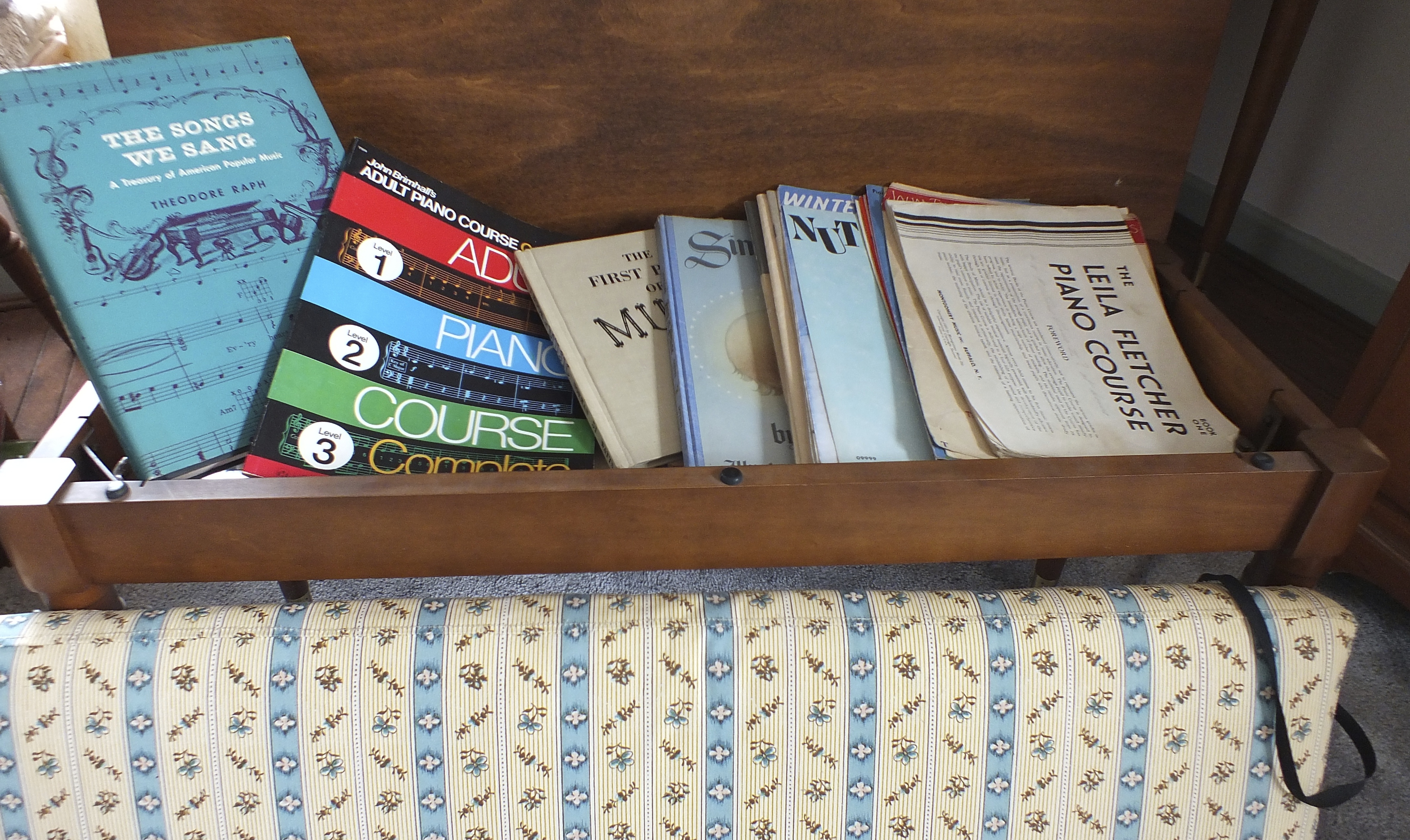  Kimball "Consolette" Upright Piano