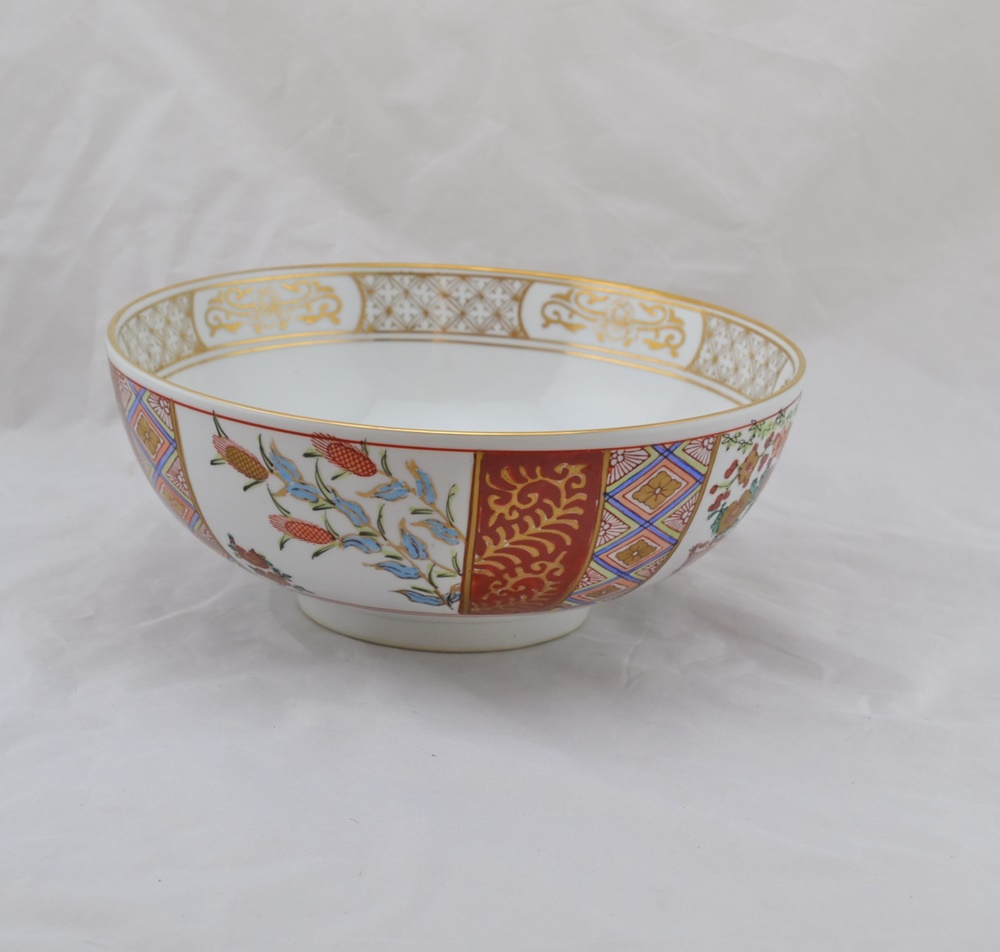 Japanese Porcelain Bowl Hand-Painted in 22 Karat Gold Paint