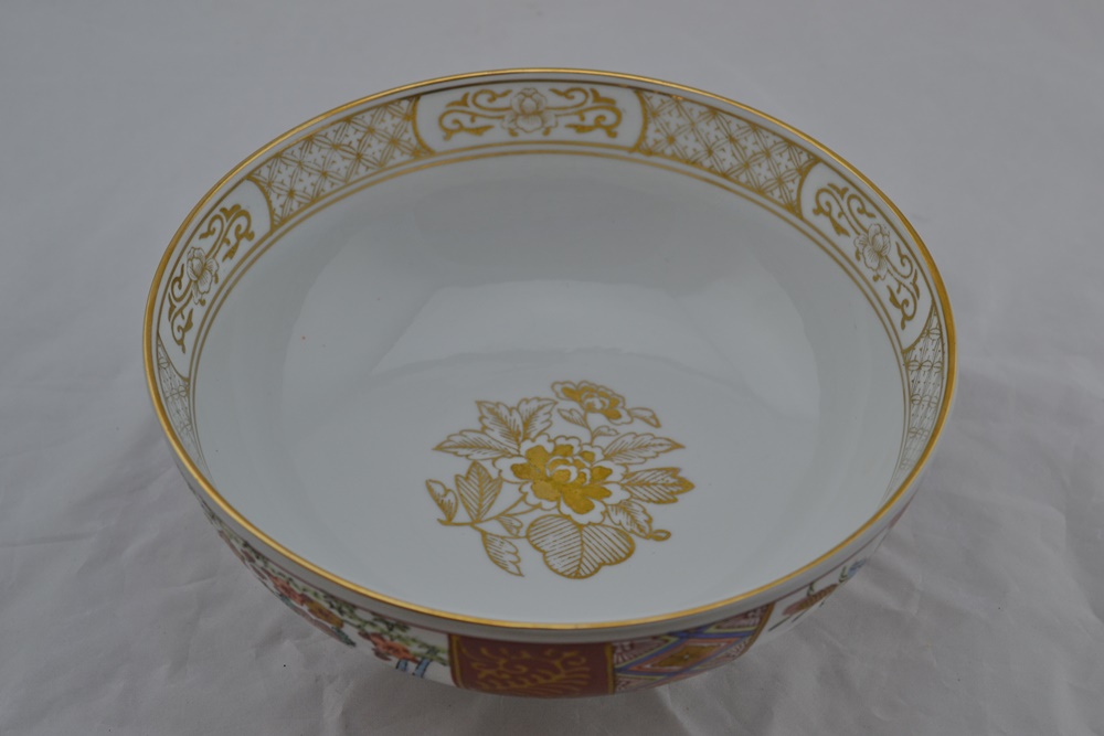 Japanese Porcelain Bowl Hand-Painted in 22 Karat Gold Paint