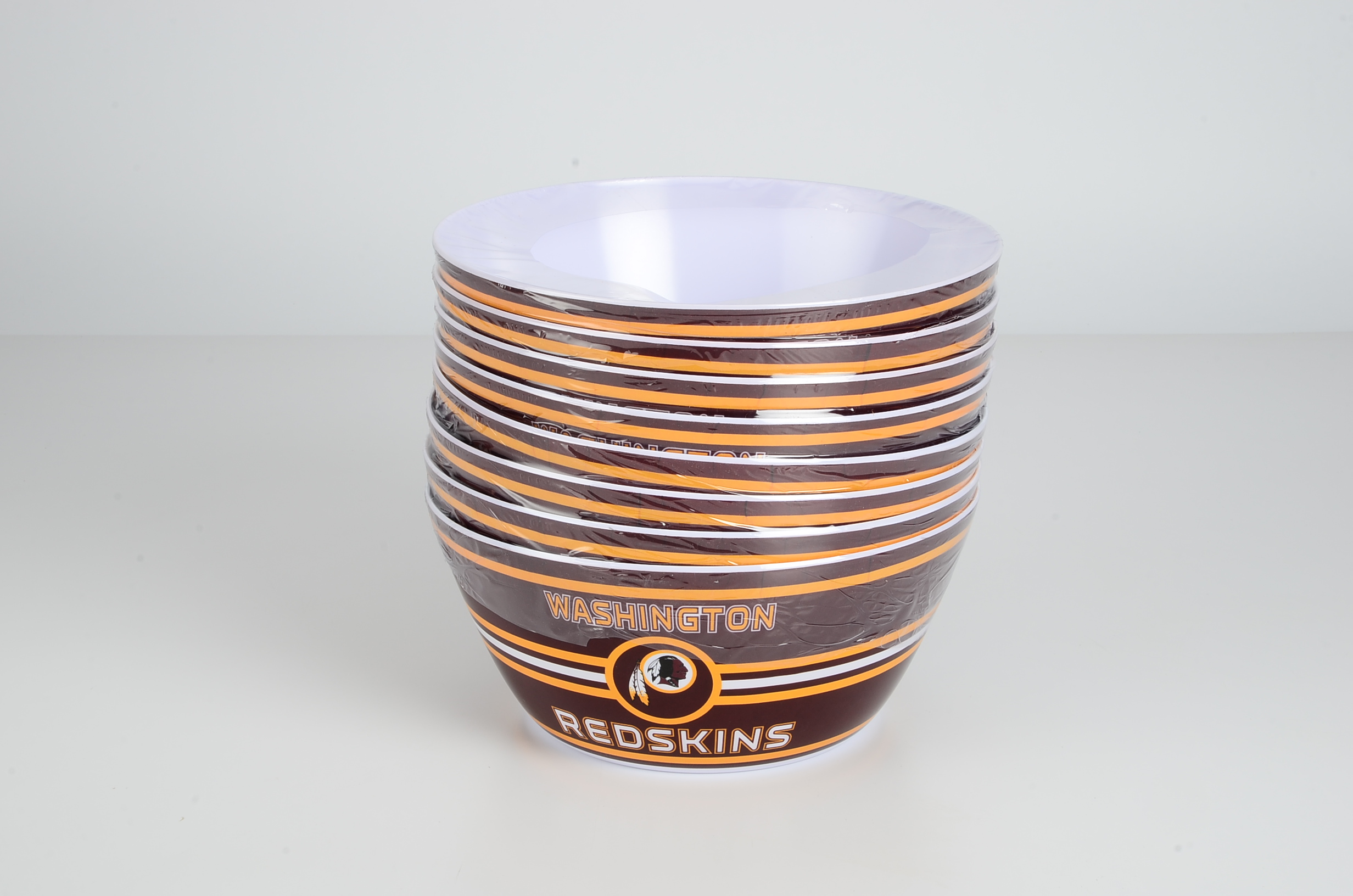 Washington Redskins Factory Box of Plastic Ware