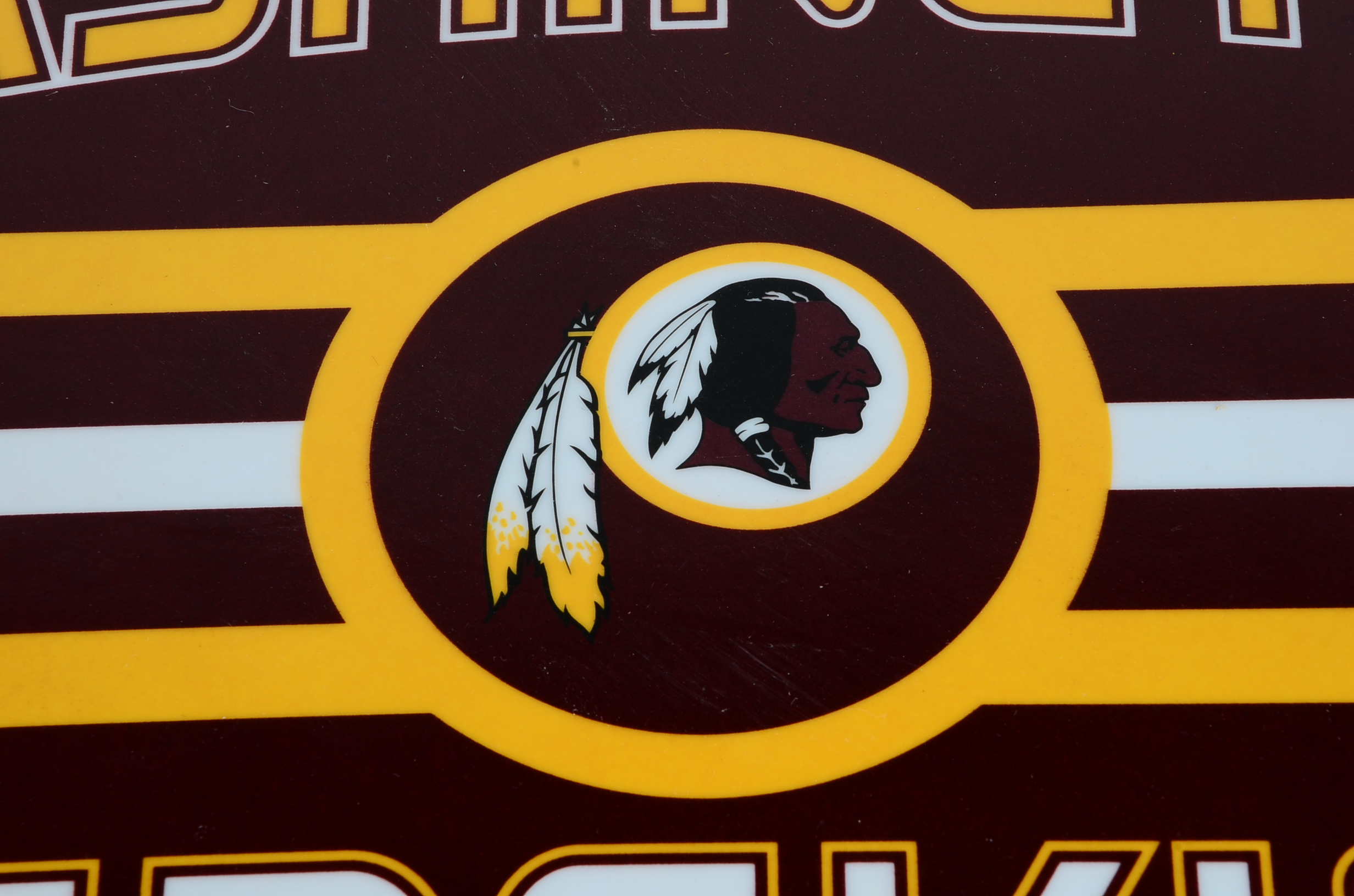 Washington Redskins Factory Box of Plastic Ware