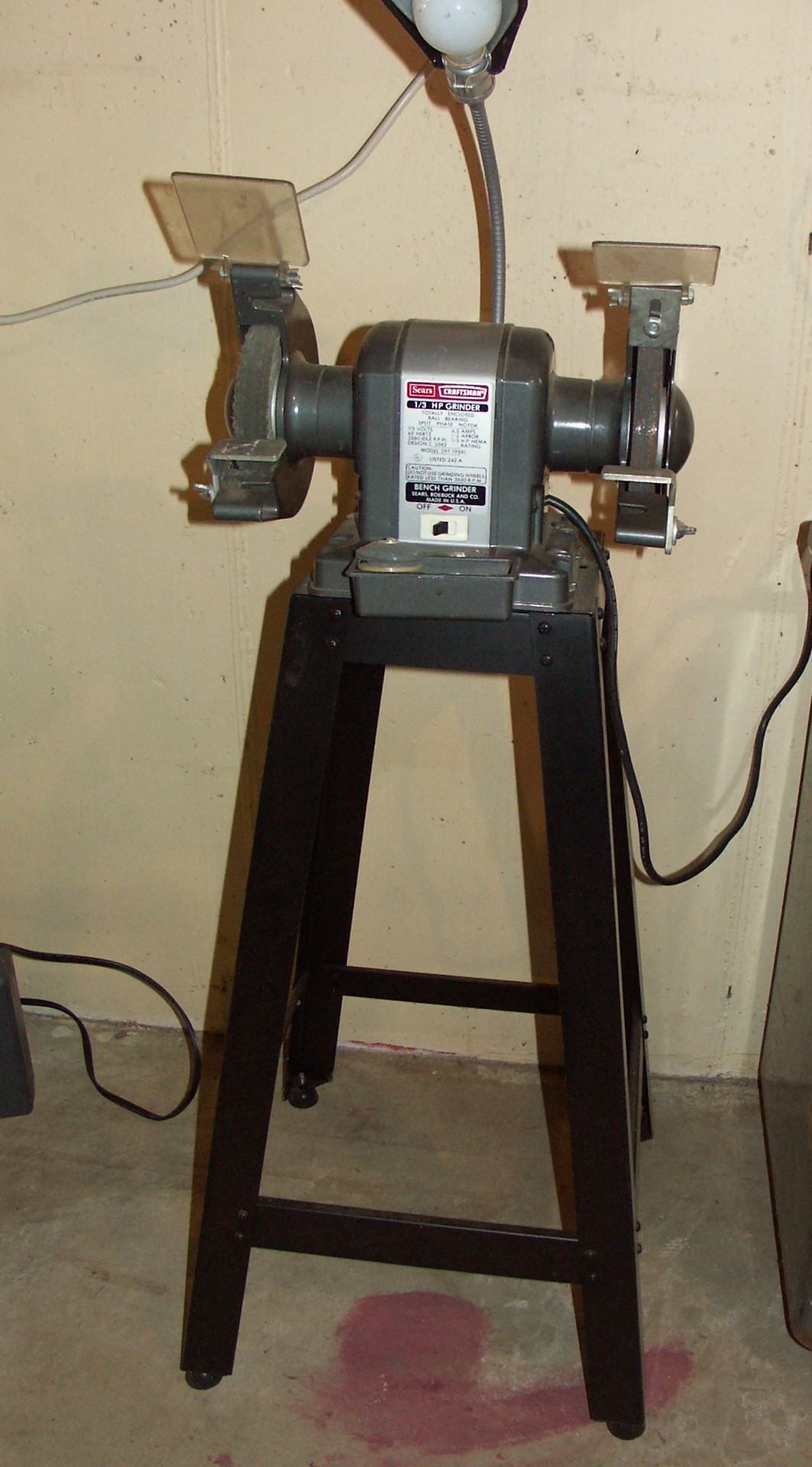 Craftsman 1/3 HP Grinder on Stand
