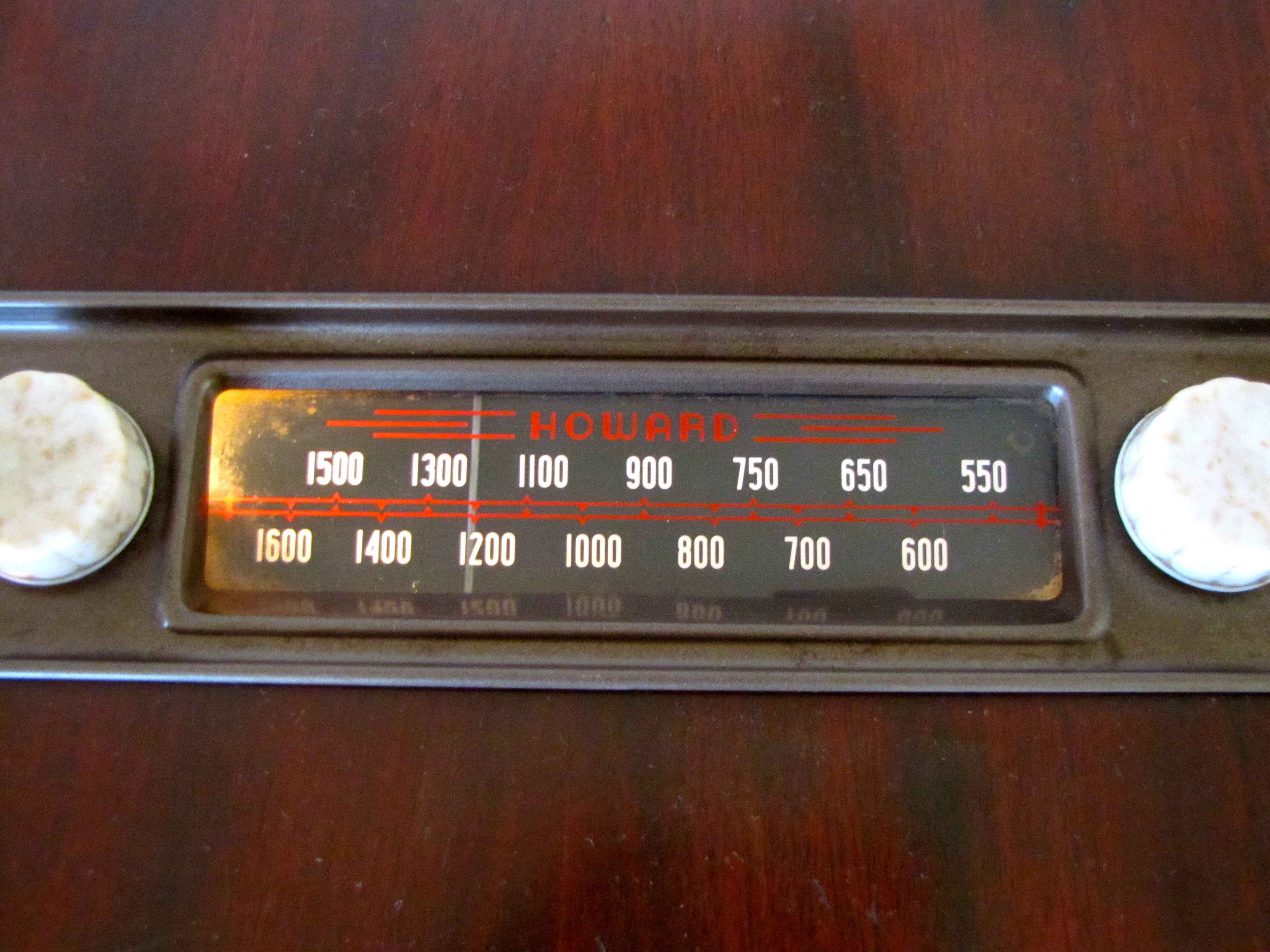 Howard Radio Company 1947 Chair Side Radio
