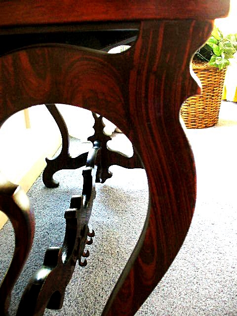 Circa 1860 Antique Rosewood Treat Lindsey & Co. Portable Melodeon