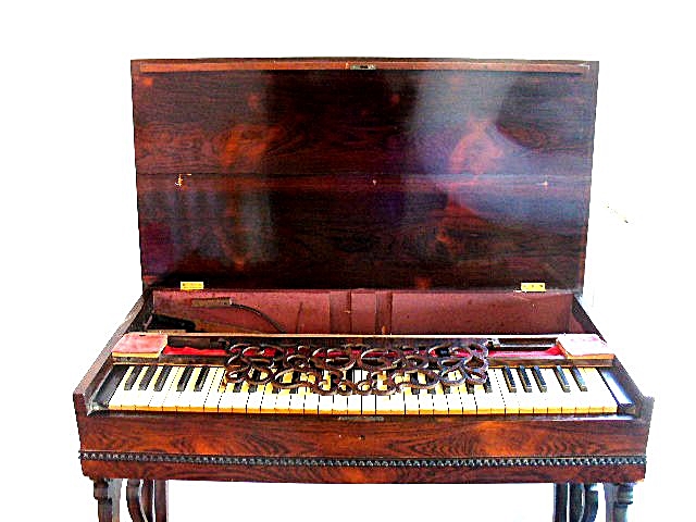 Circa 1860 Antique Rosewood Treat Lindsey & Co. Portable Melodeon