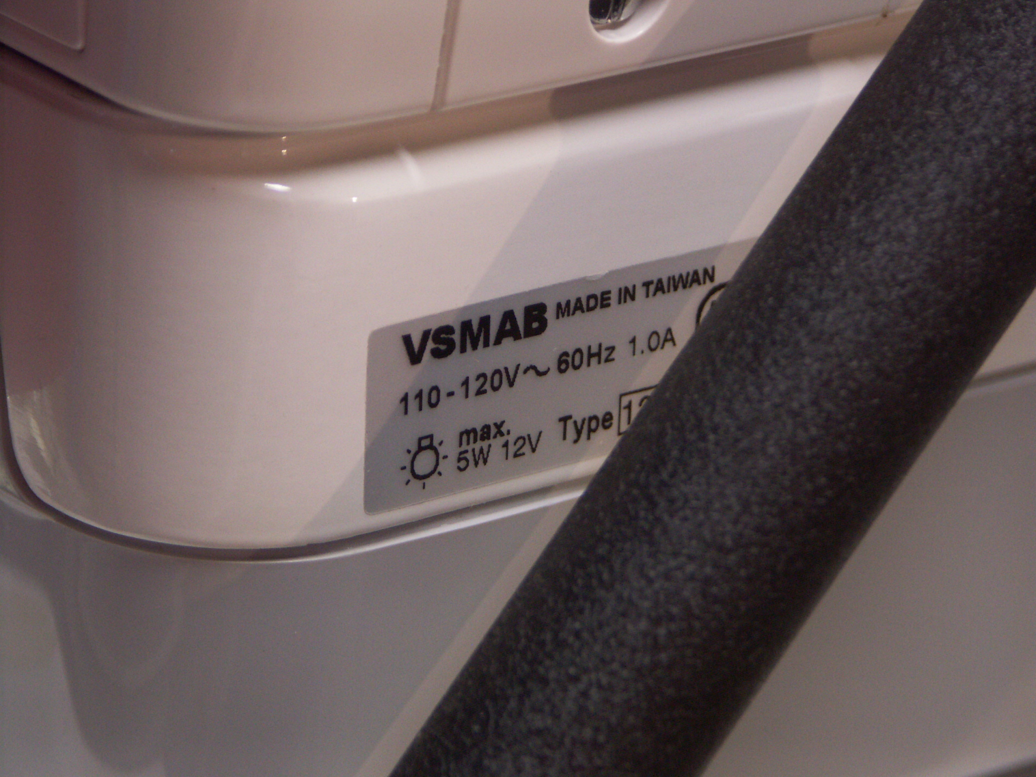 Husqvarna Viking Mega Quilter Machine and Inspira Quilting Frame