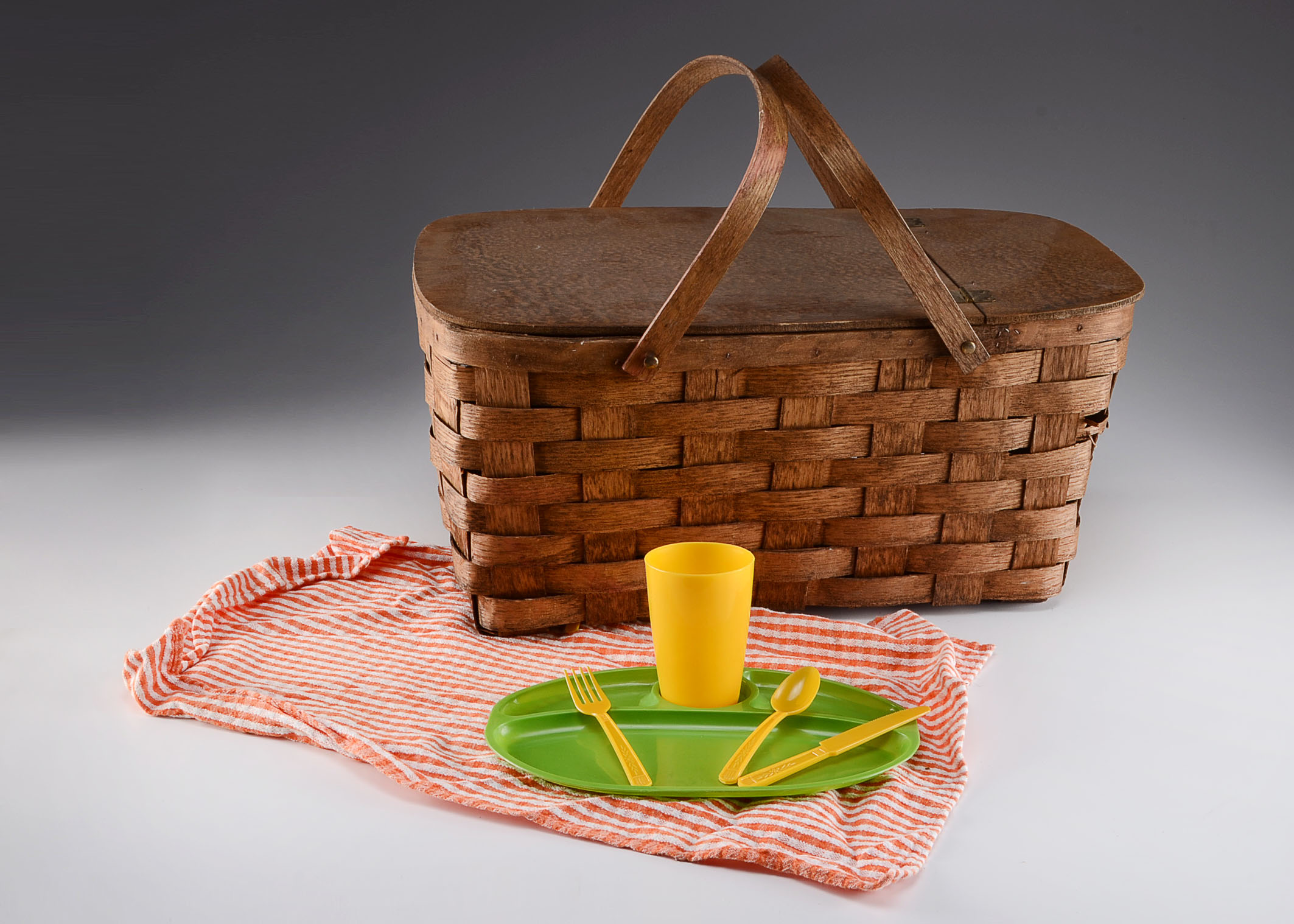 Mid 1960's Picnic Basket With Dishes