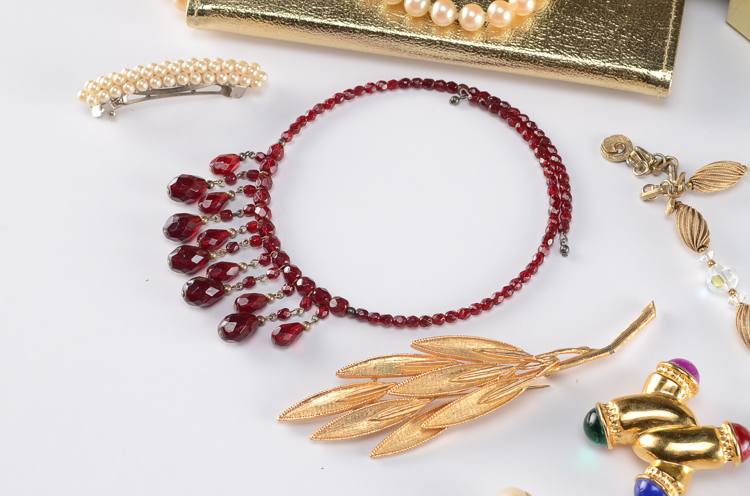 Treasure Trove of Vintage Women's Jewelry 