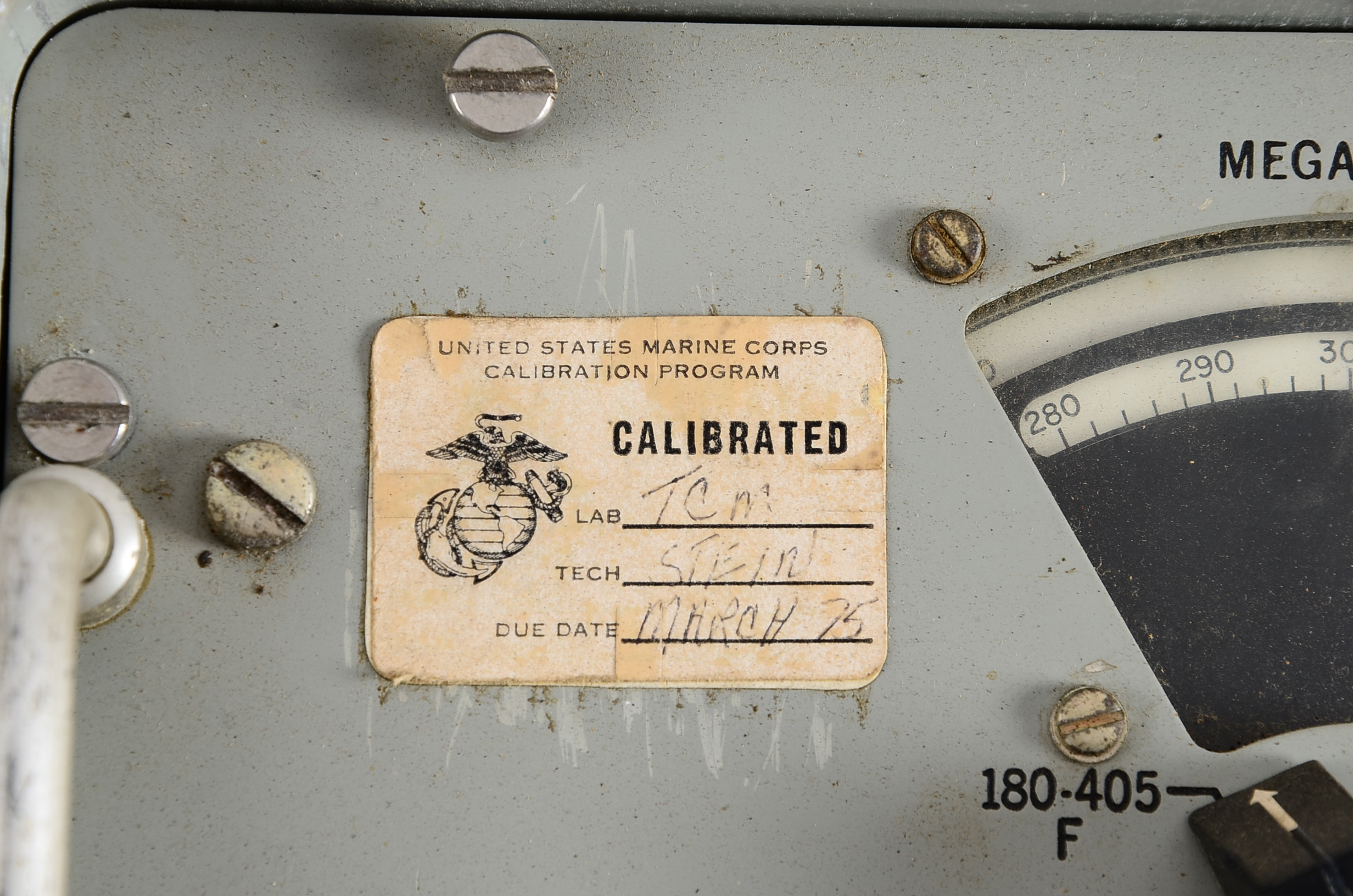 An/Urm-26B RF Signal Generator Set