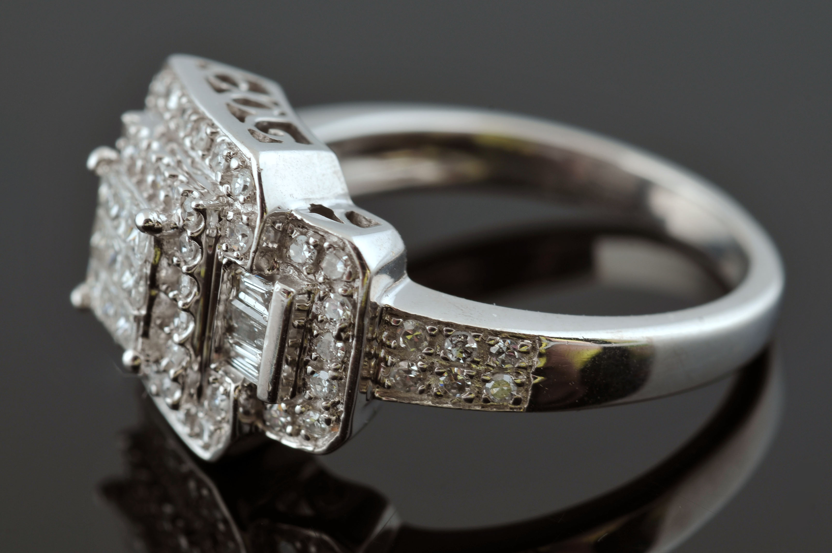 10 K White Gold Diamond Ring