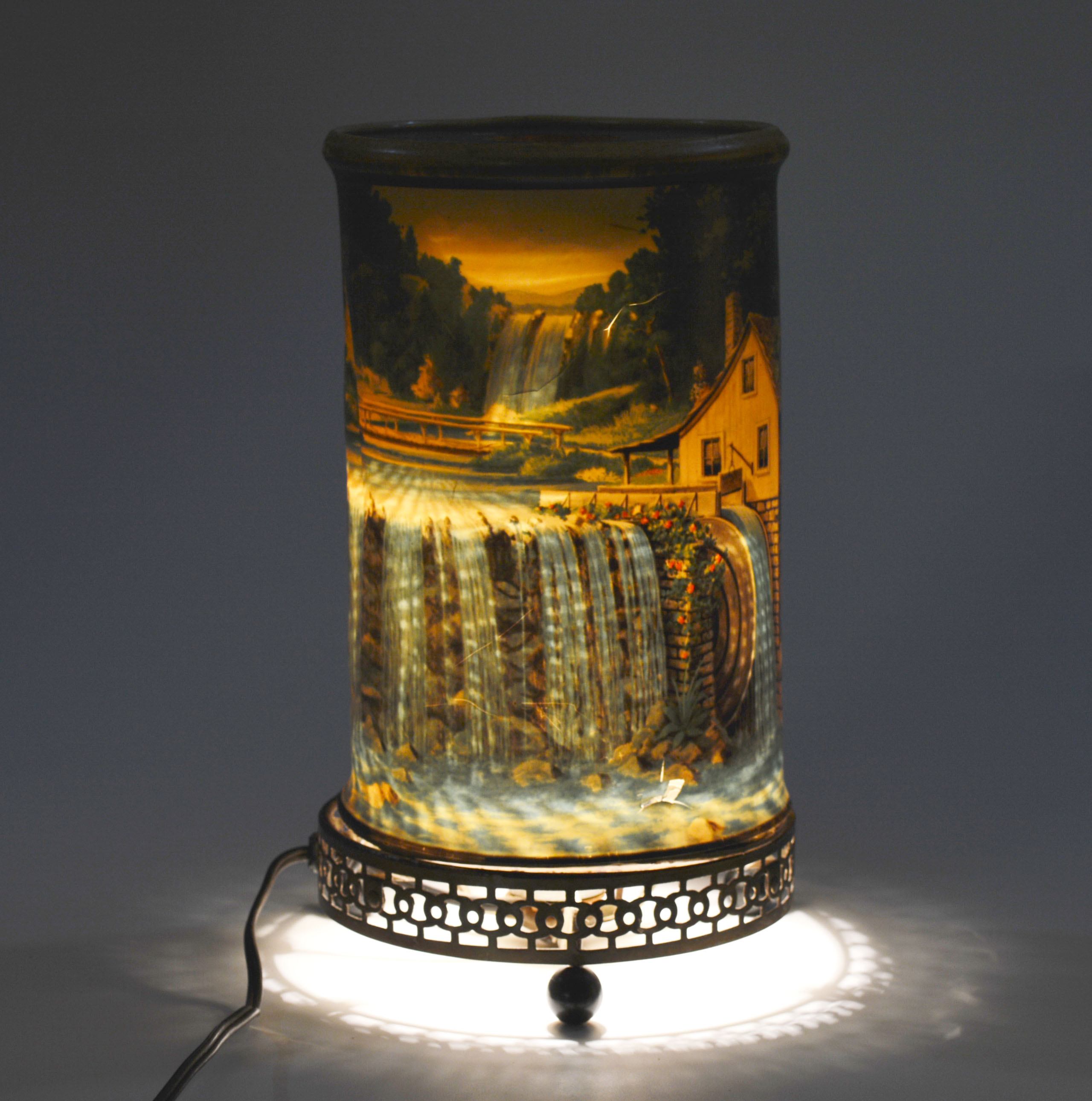 Vintage Scenic Motion Light 