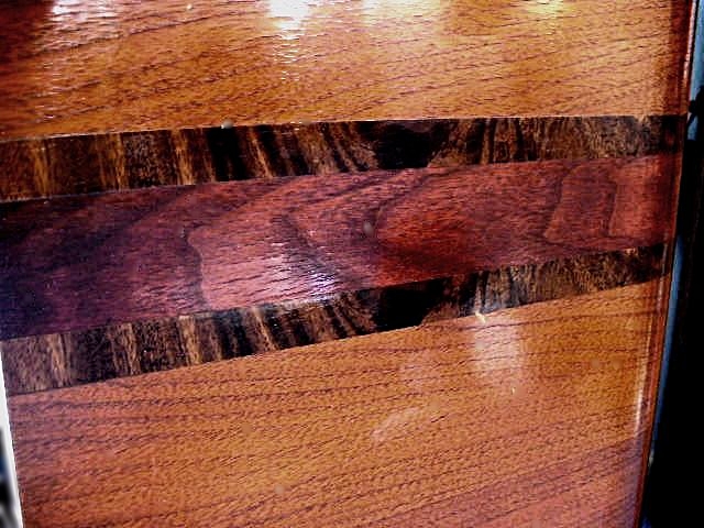 Art Deco Zenith Tube Radio Receiver Circa 1925-1940 in an Inlaid Oak Cabinet 