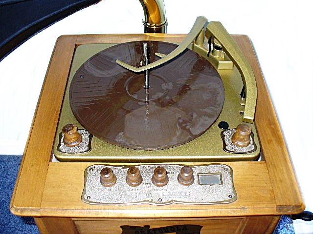 "The Grafonola" by Guild Replica Phonograph with Trumpet Speaker