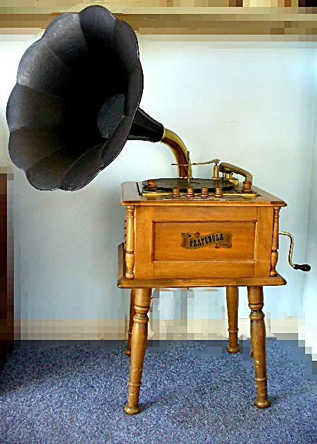 "The Grafonola" by Guild Replica Phonograph with Trumpet Speaker