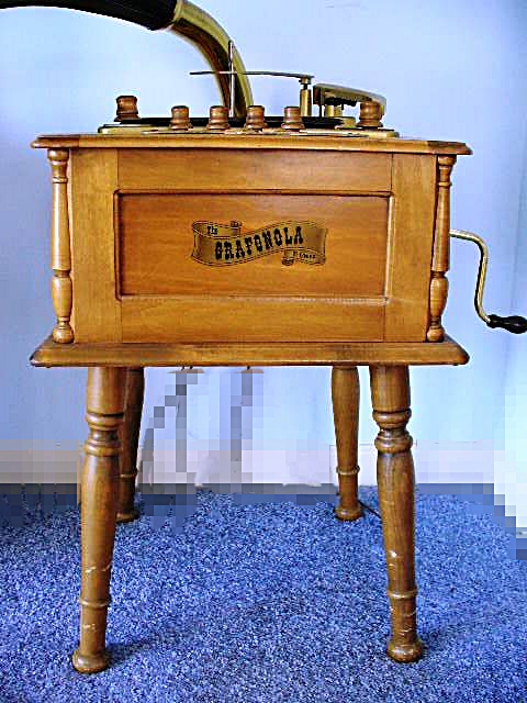 "The Grafonola" by Guild Replica Phonograph with Trumpet Speaker