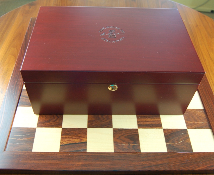 Magnificent Staunton Renegade Series Chess Set