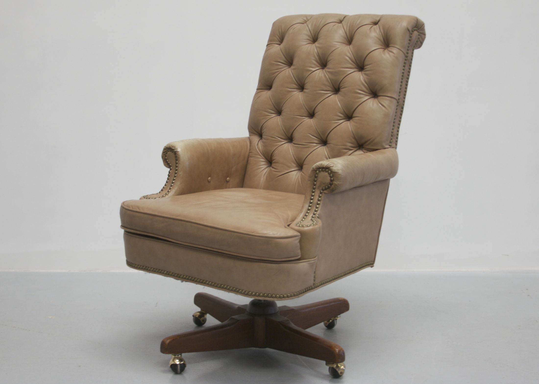  Tufted Leather Desk Chair