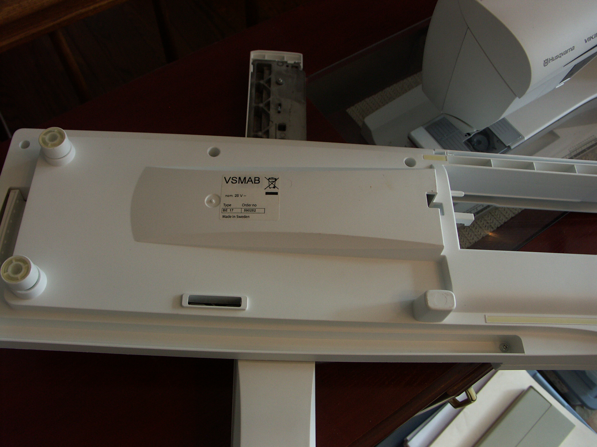 Husqvarna Viking Designer Diamond Sewing and Embroidery Machine and Accesories