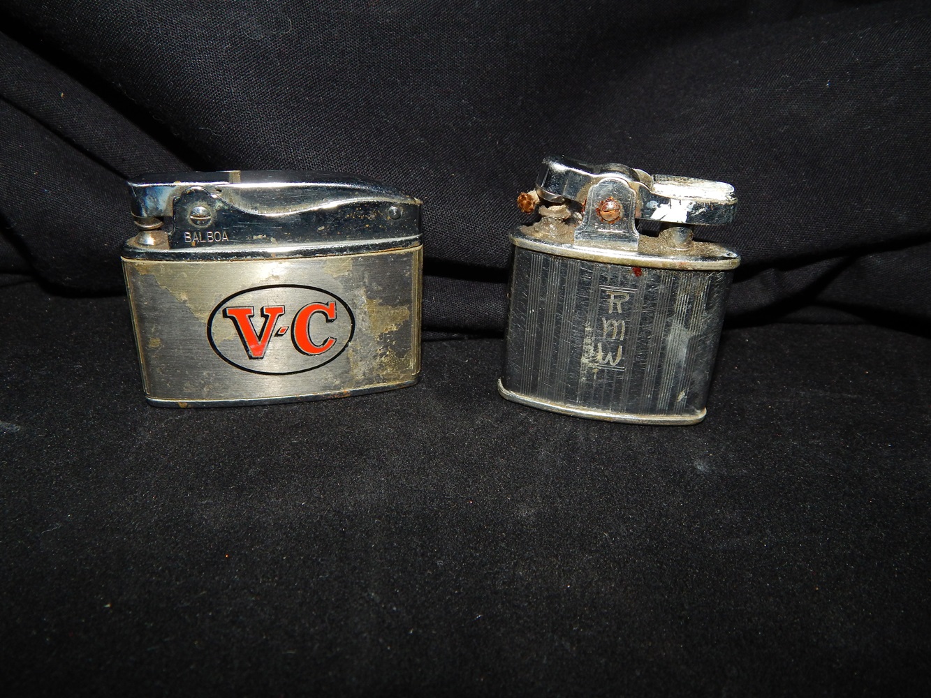 Evans Cigarette Lighter and Ash Receiver