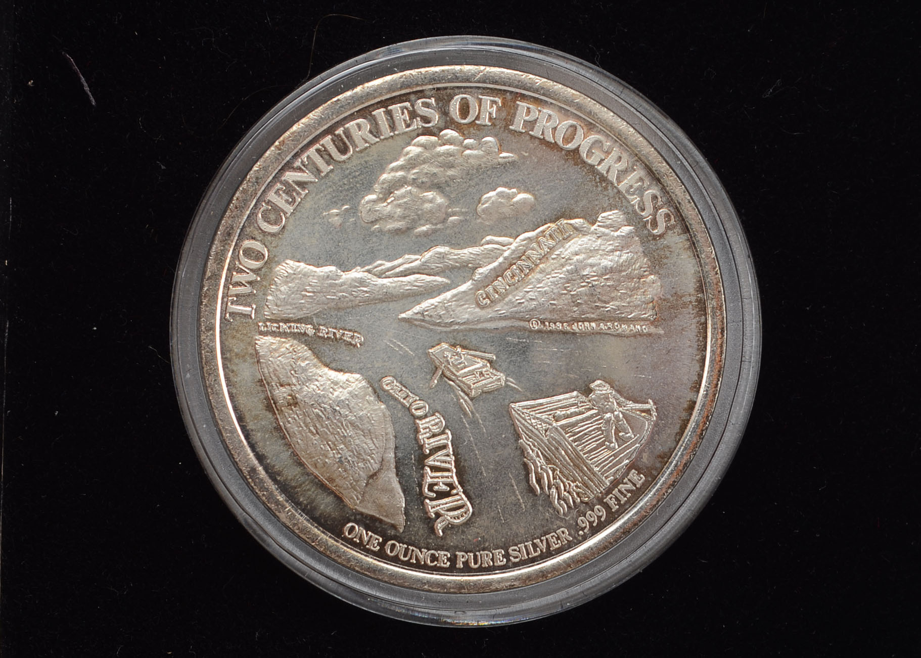 1988 Cincinnati Bicentennial One Ounce .999 Pure Silver Coin