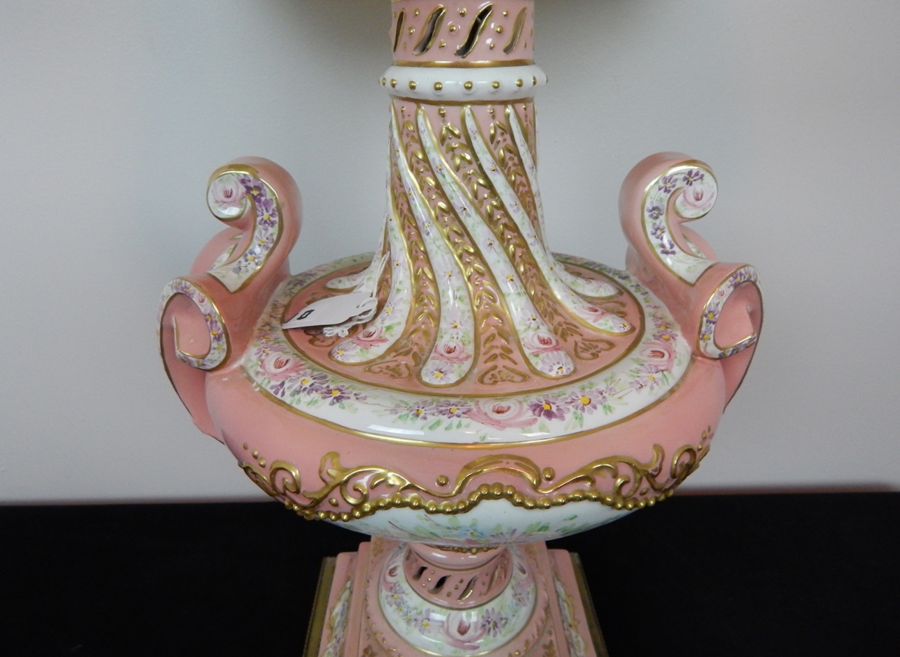 Vintage Capodimonte Style Lamp